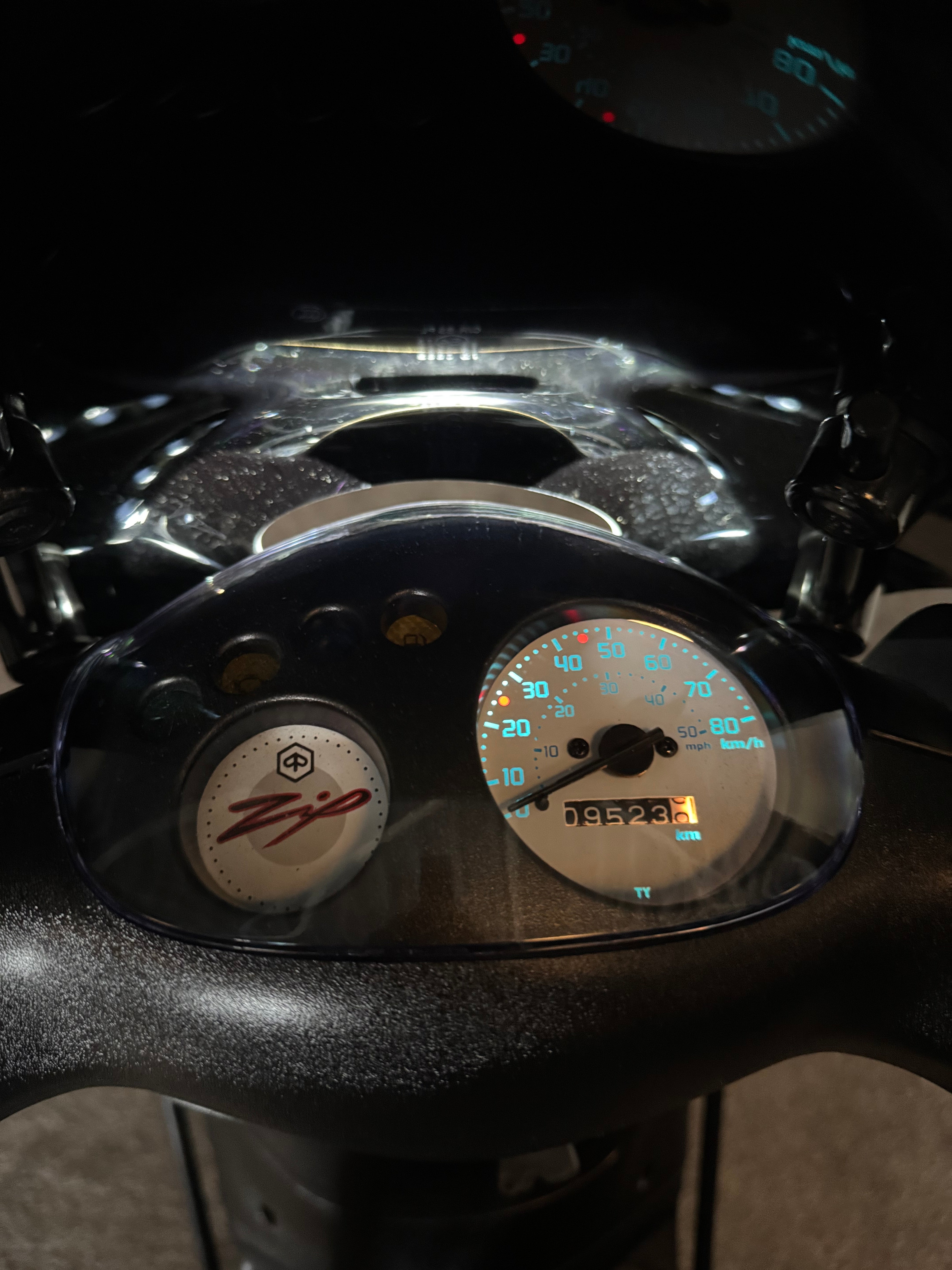 Piaggio Zip 50S | Full option | 2024 | Brom | Garantie