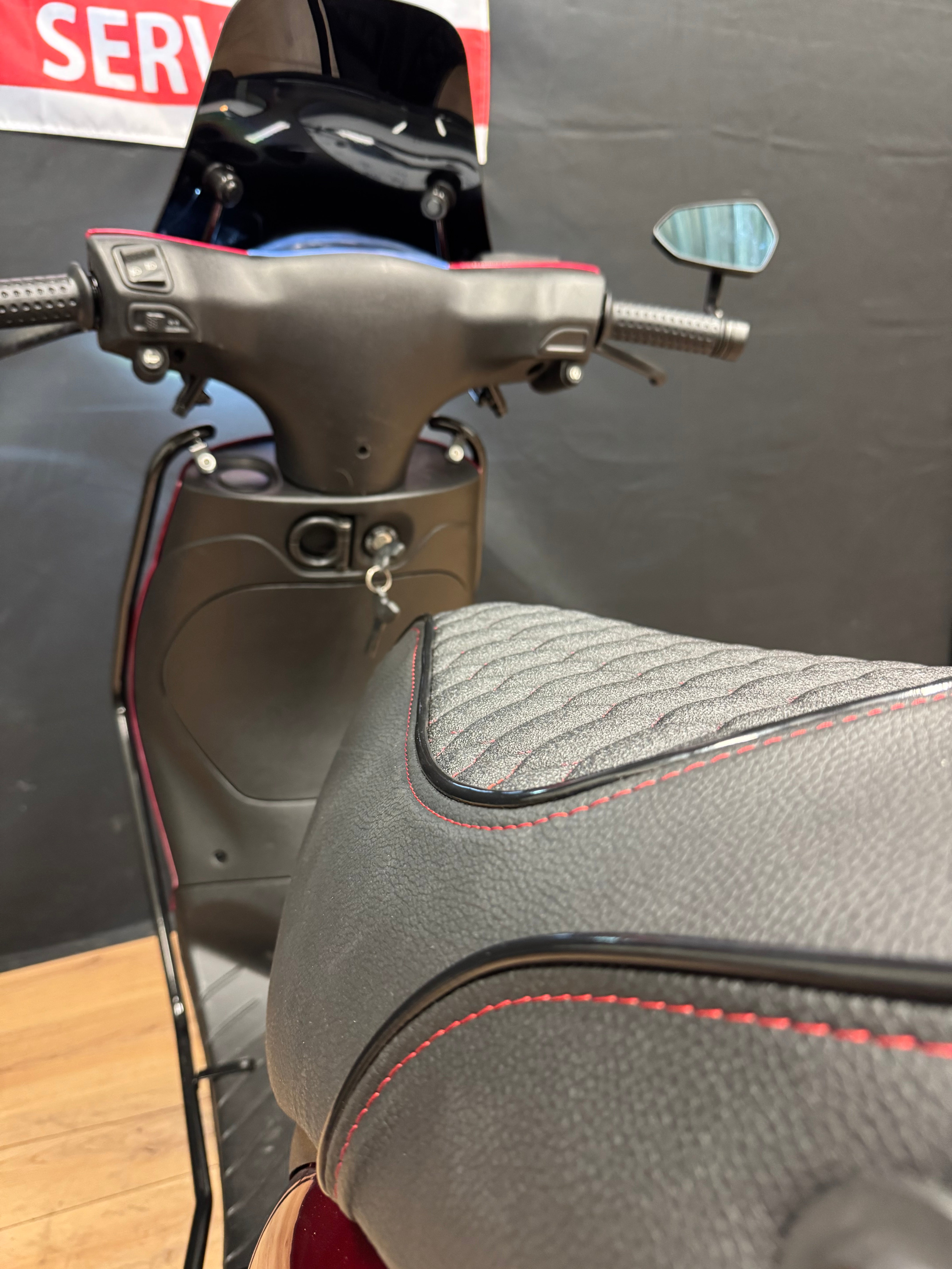 Piaggio Zip 50s | Full option | Custom | Brom | Garantie