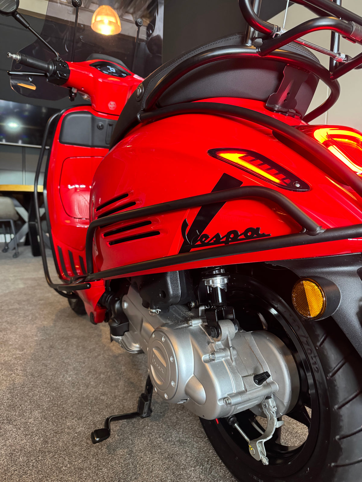 Vespa Sprint RST | 2026 | Full option | Brom / Snor | 300km