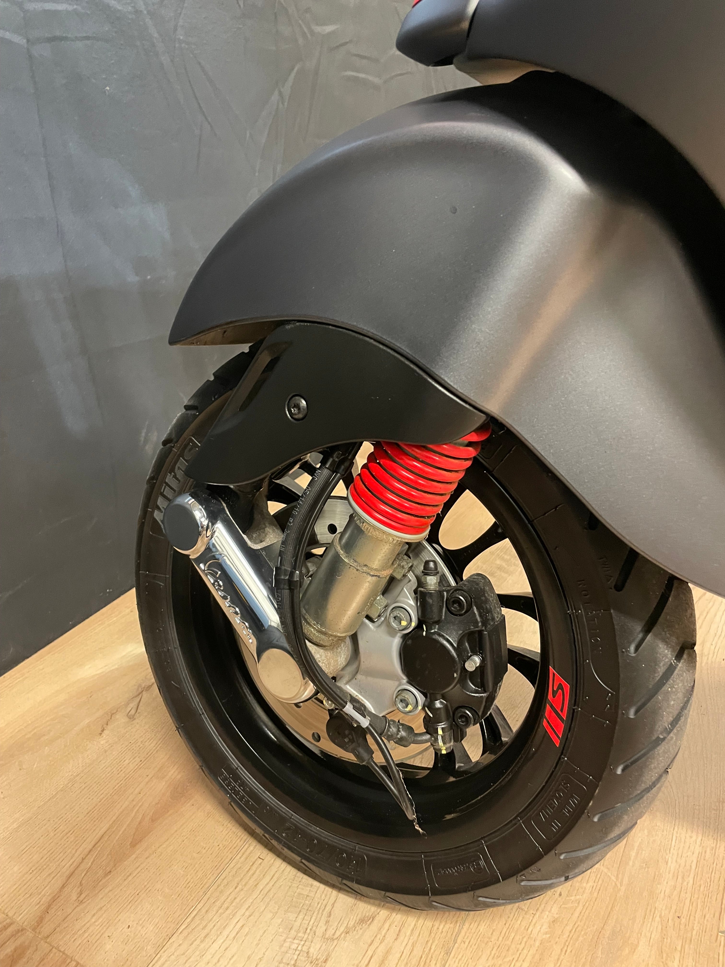 Vespa sprint 50S | Nieuwstaat | Garantie | Iget | option