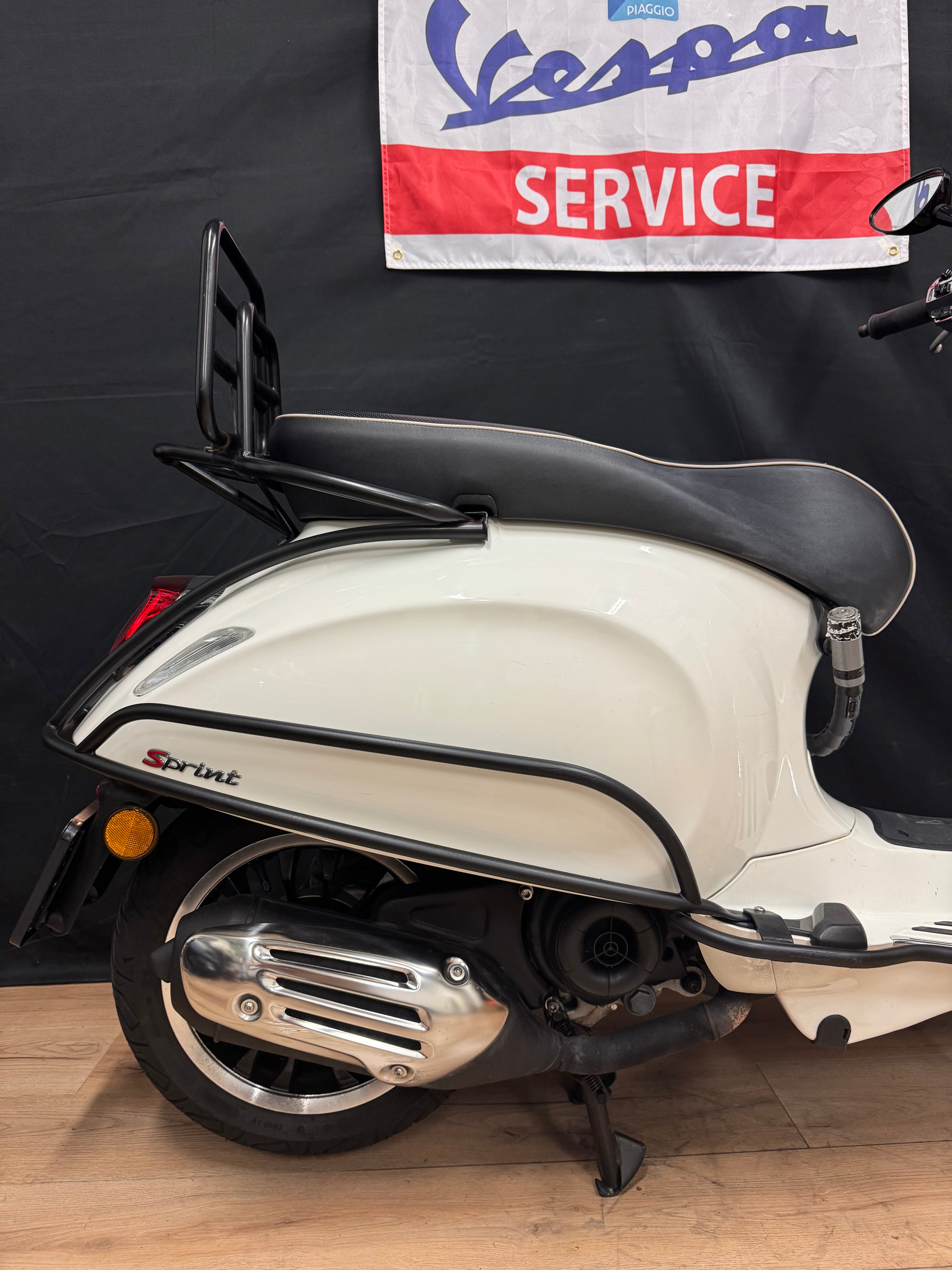 Vespa sprint E5 | 2022 | 8000km | Garantie | Opties