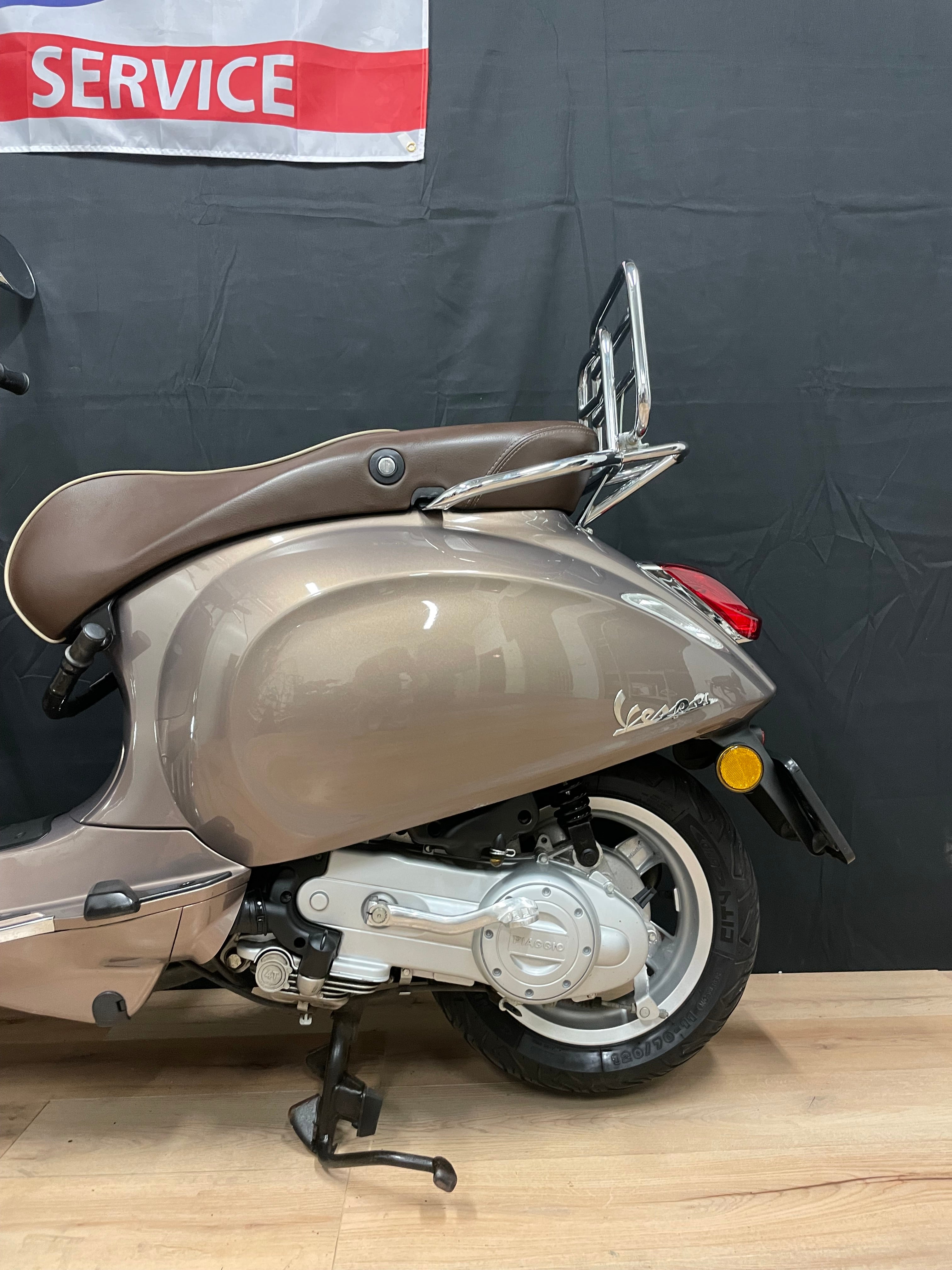 Vespa Primavera 50 - 4800km - Zeer nette staat - Garantie