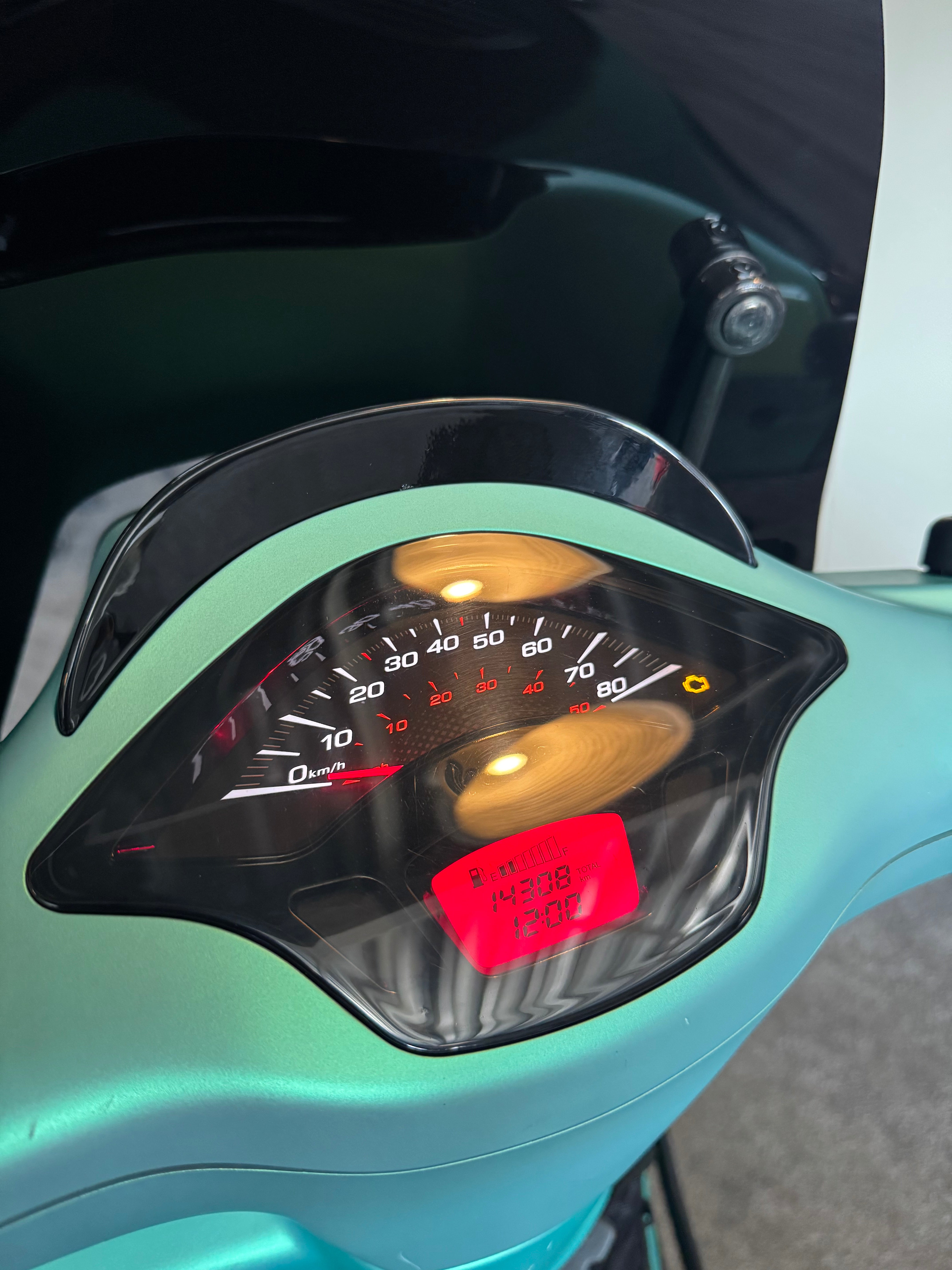Vespa sprint 50s | Custom | Full option | Brom | Garantie
