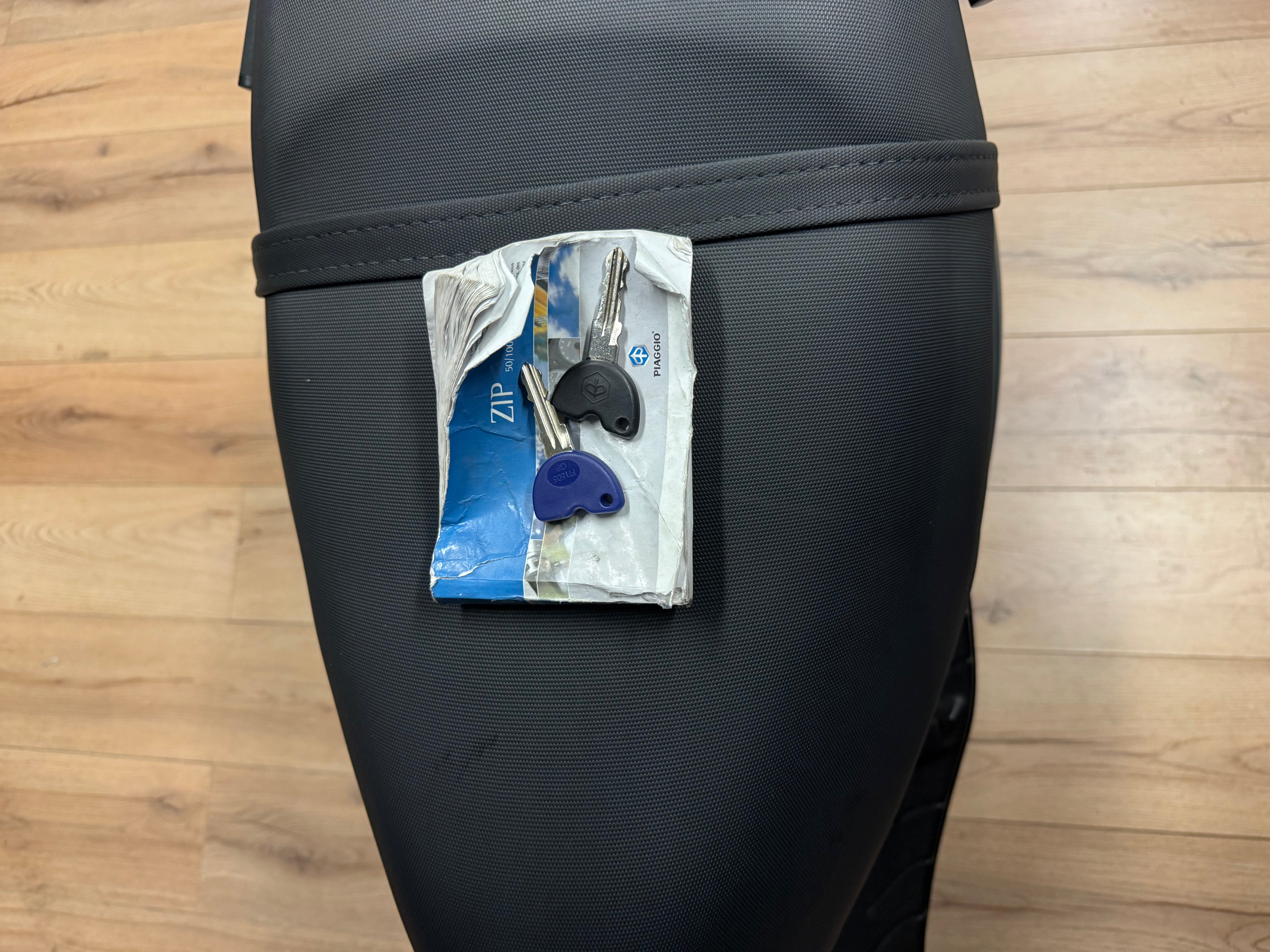 Piaggio Zip 50s | Zeer nette staat | Brom | Carburateur | 2V