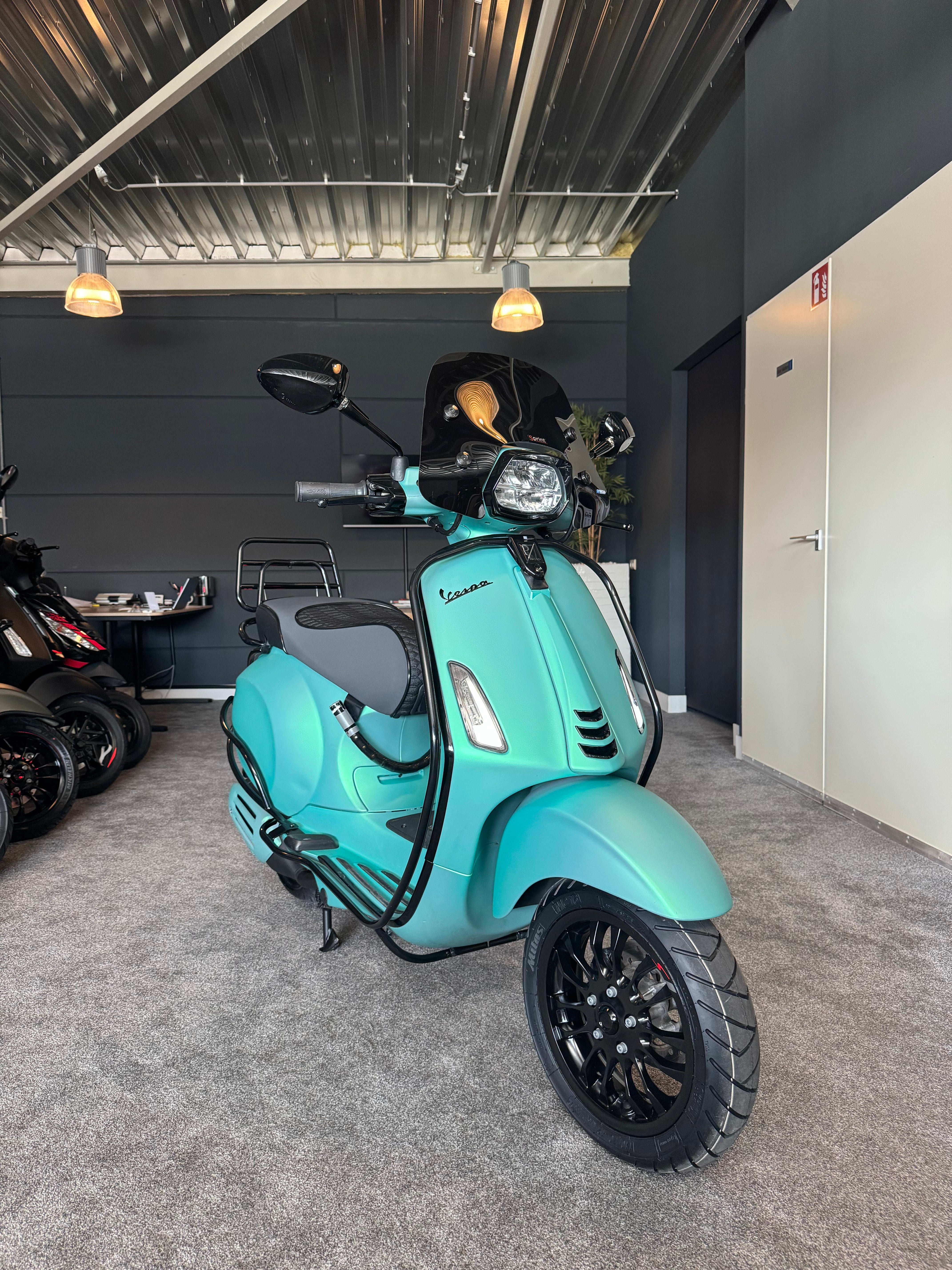 Vespa sprint 50s | Custom | Full option | Brom | Garantie