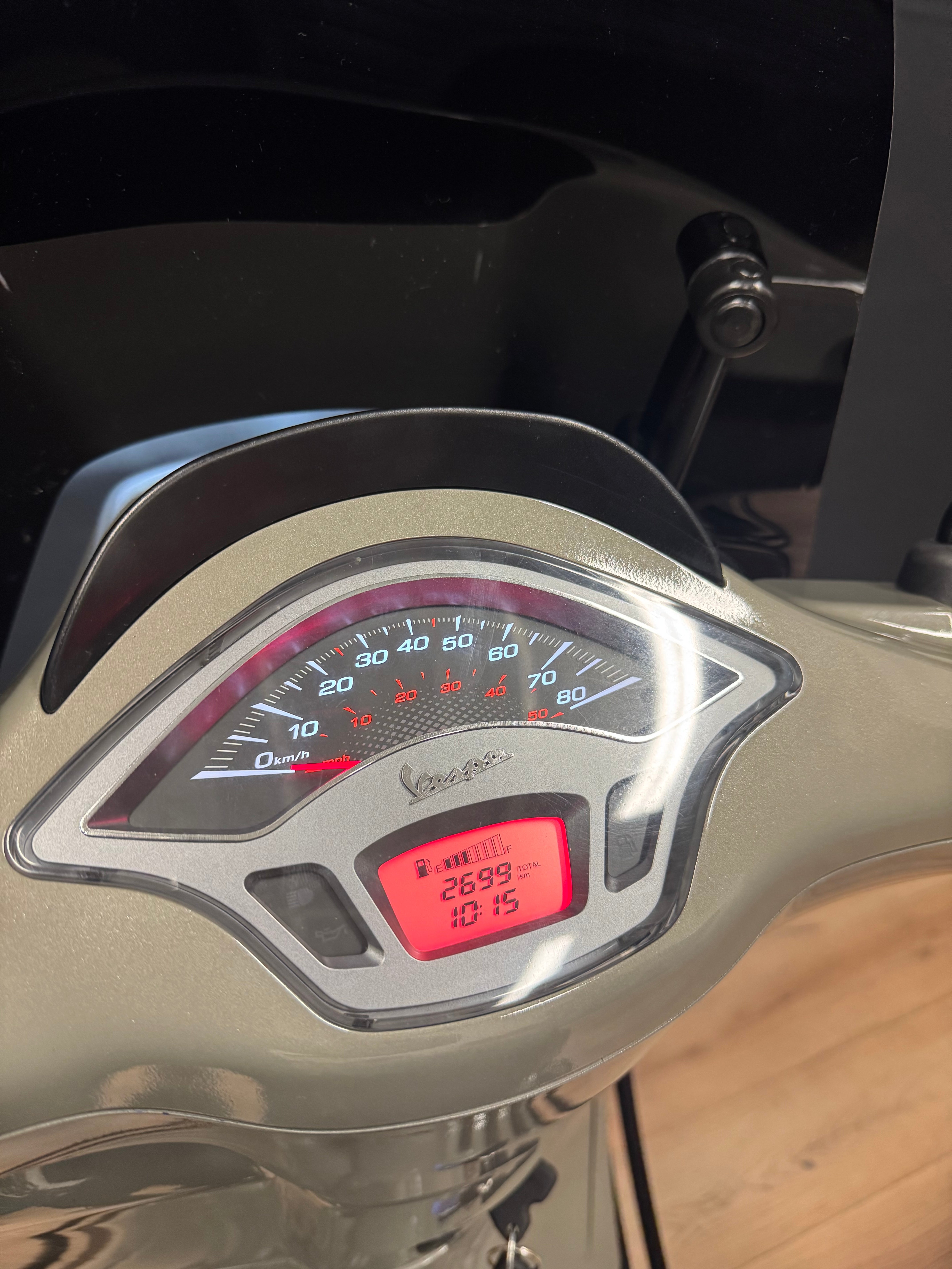 Vespa Sprint 50s | Custom | Full option | Garantie | 2000km