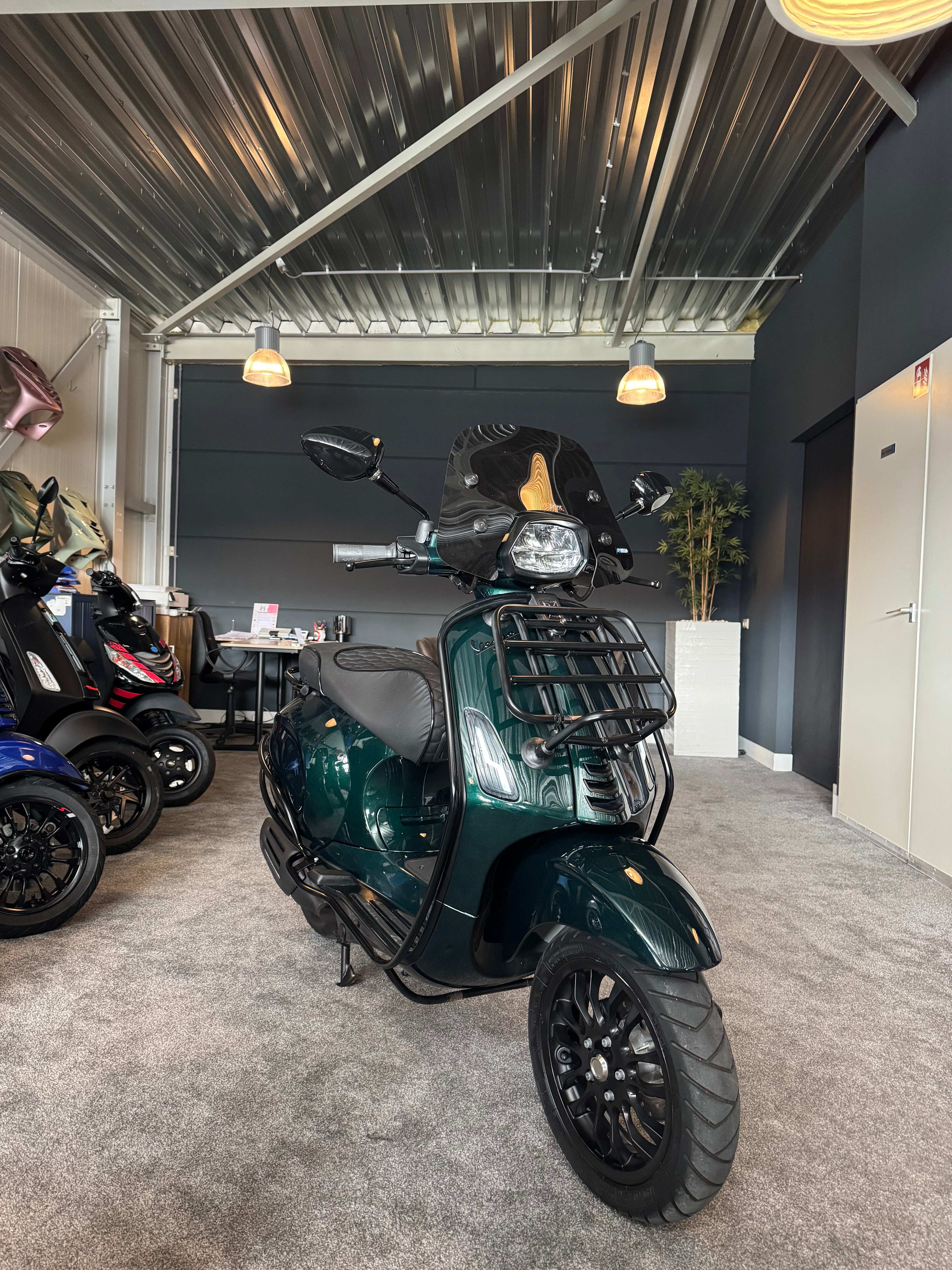 Vespa Sprint 50S | Full option | Custom | Garantie