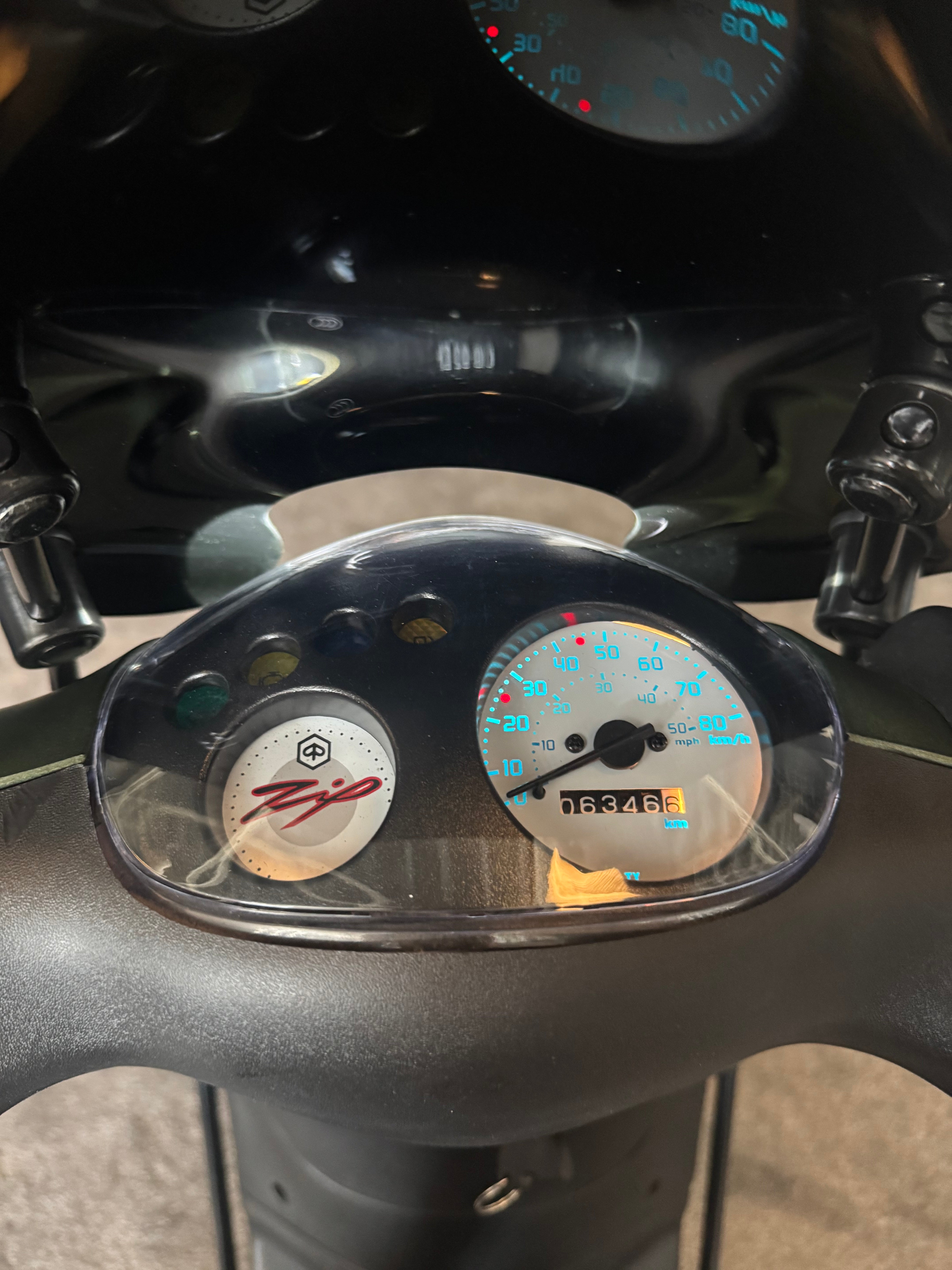 Piaggio Zip 50S | 2024 | Full option | Brom | Garantie
