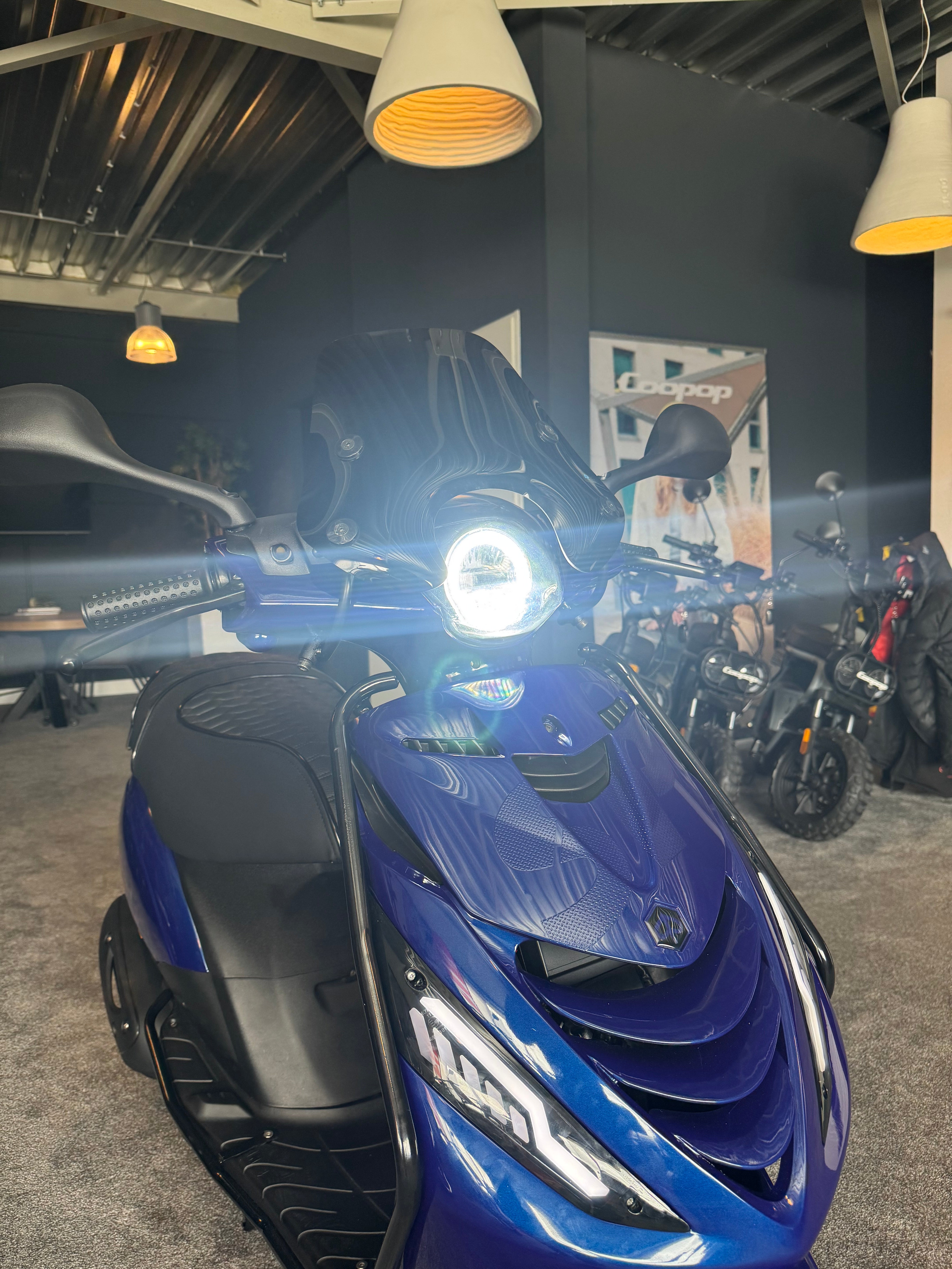 Piaggio Zip | Full option | Custom | Brom | Garantie |