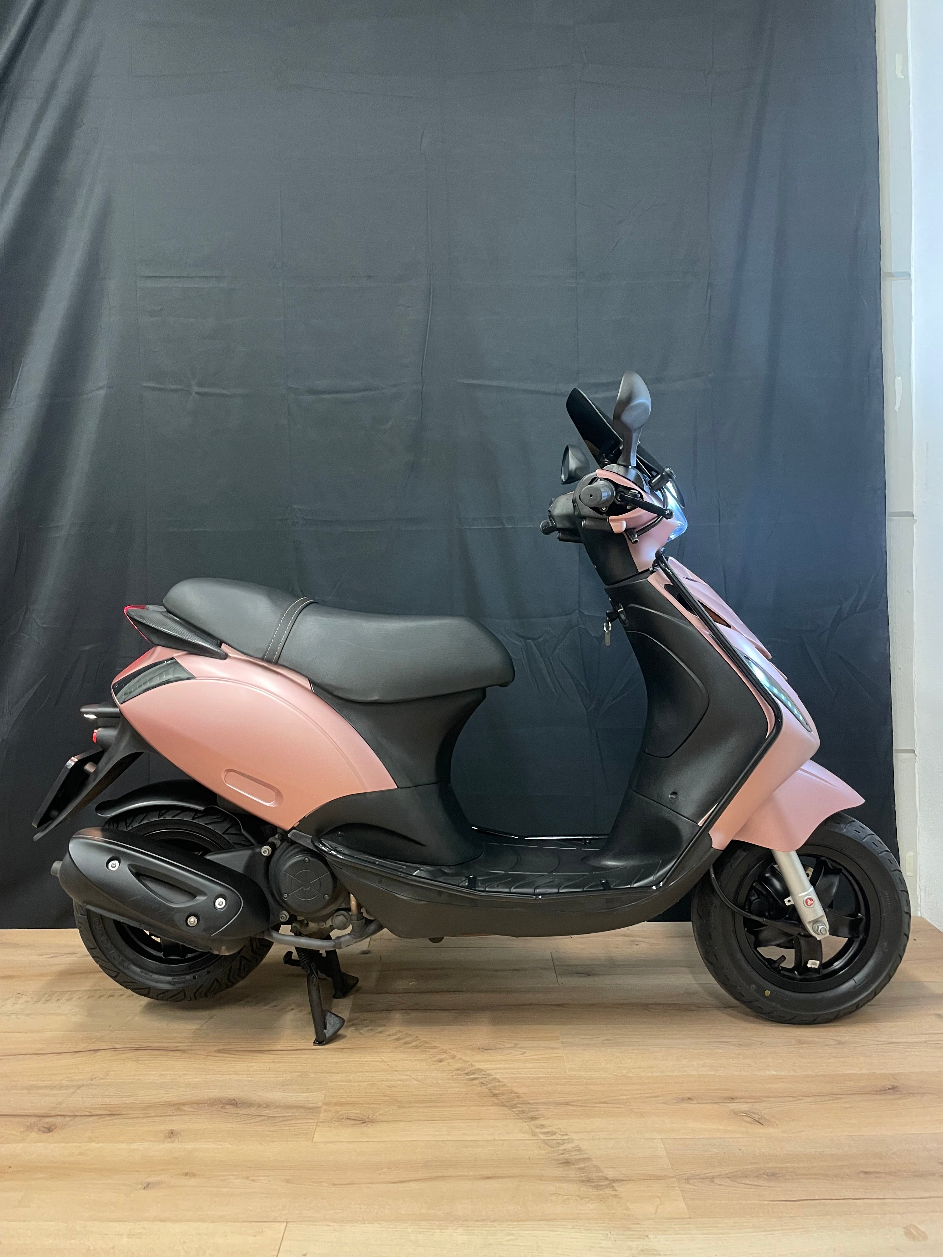 Piaggio Zip IGET - Garantie - Brom / Snor - Full option
