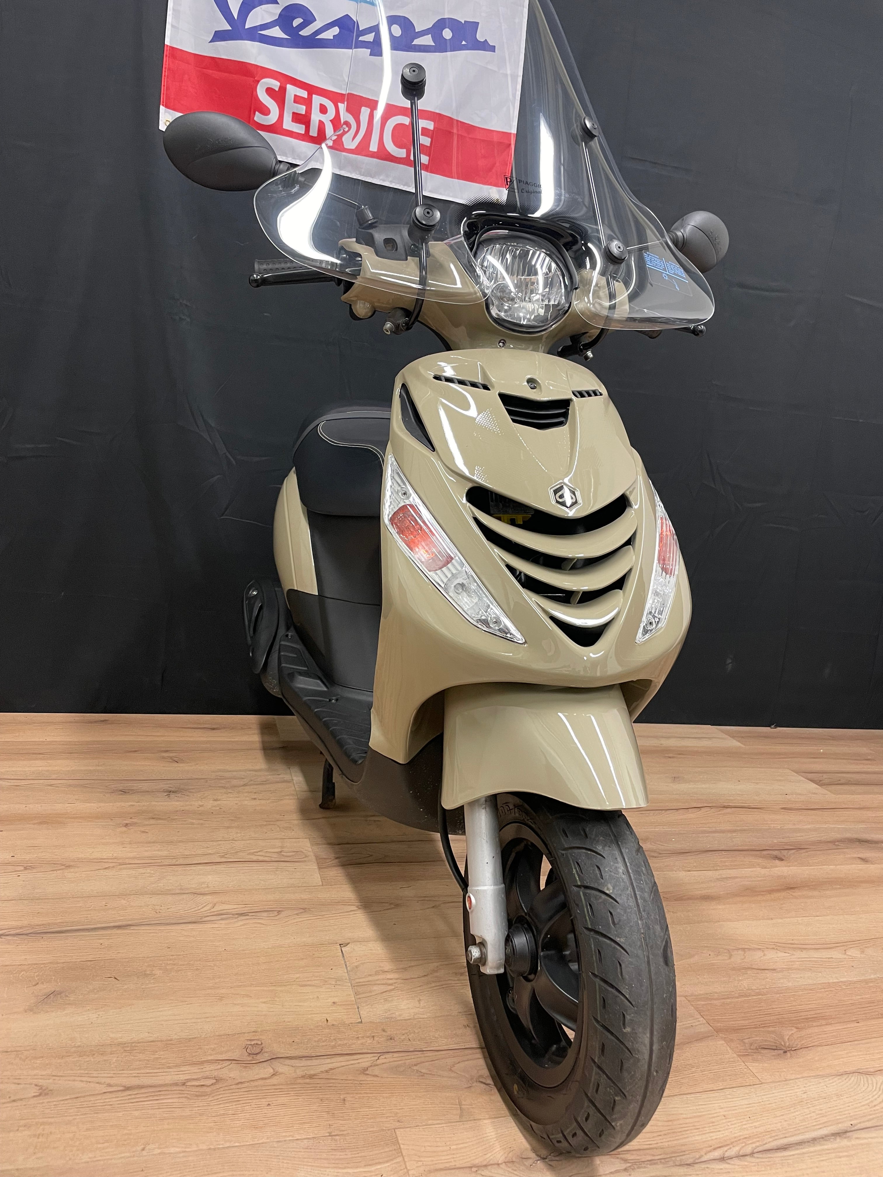 Piaggio zip 50 - 9000km - Brom / snor - Garantie