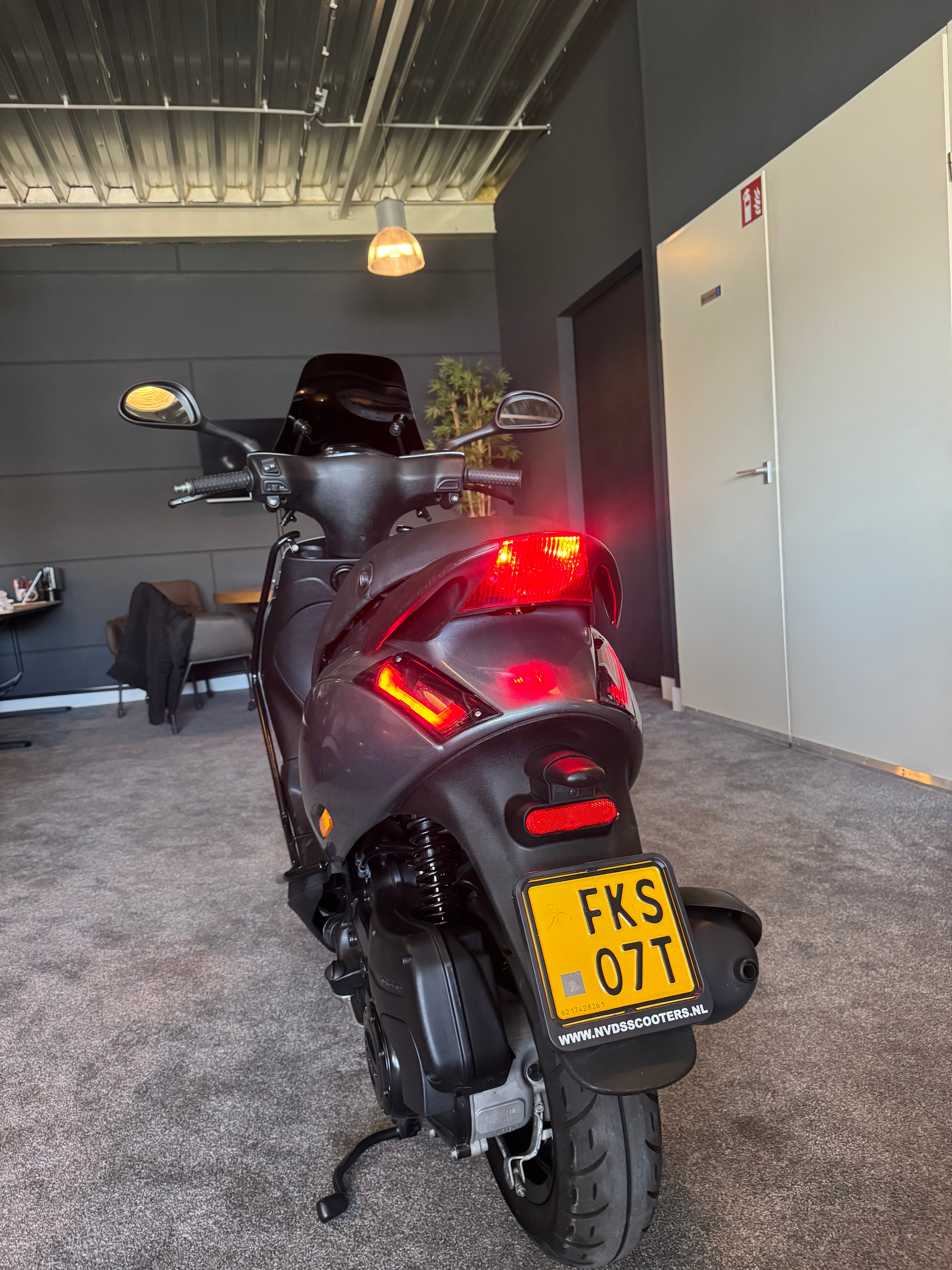 Piaggio Zip 50s | Full option | Brom | Garantie | Custom