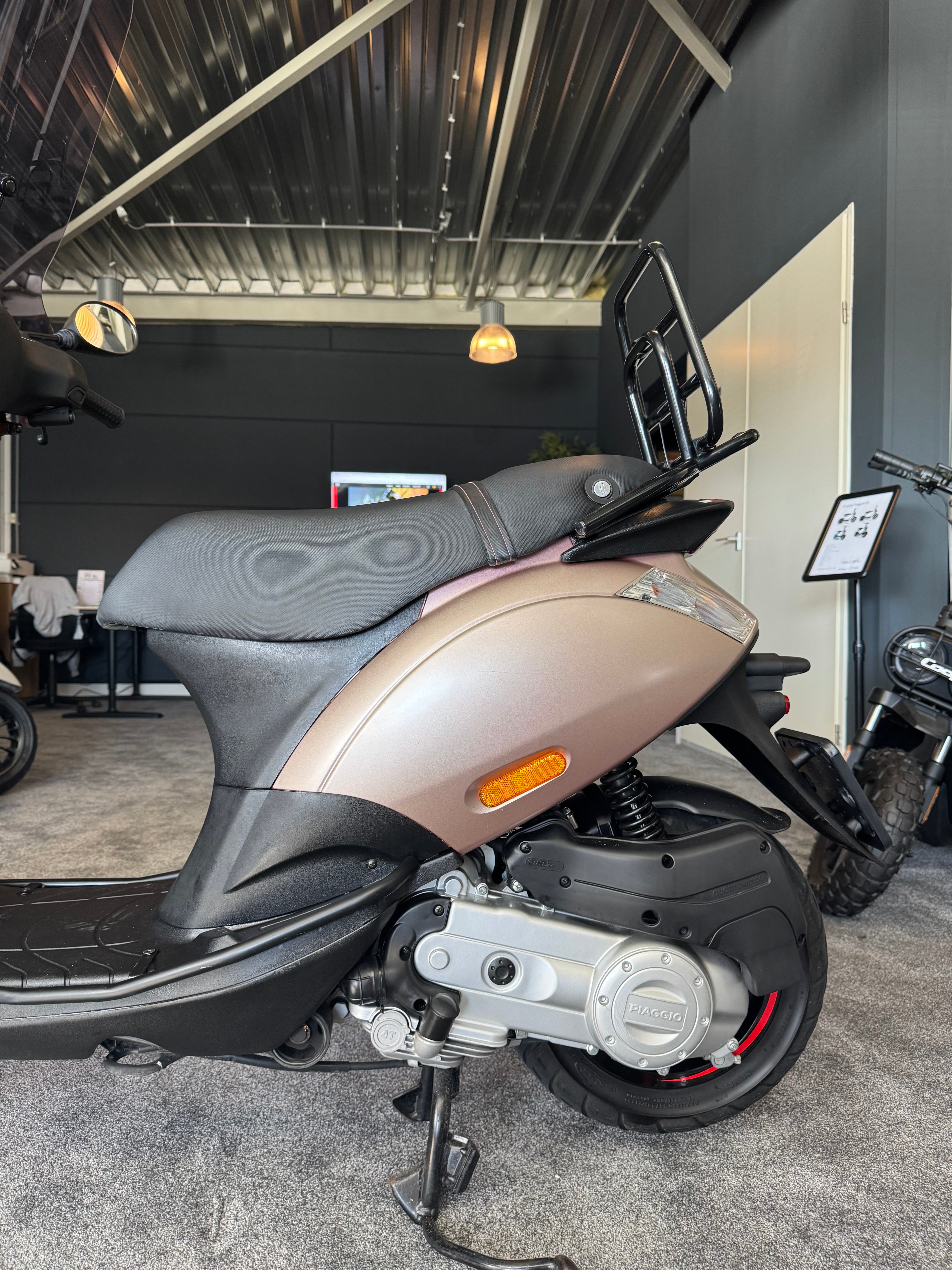 Piaggio Zip 50s | Garantie | 2022 | 3000km | Opties