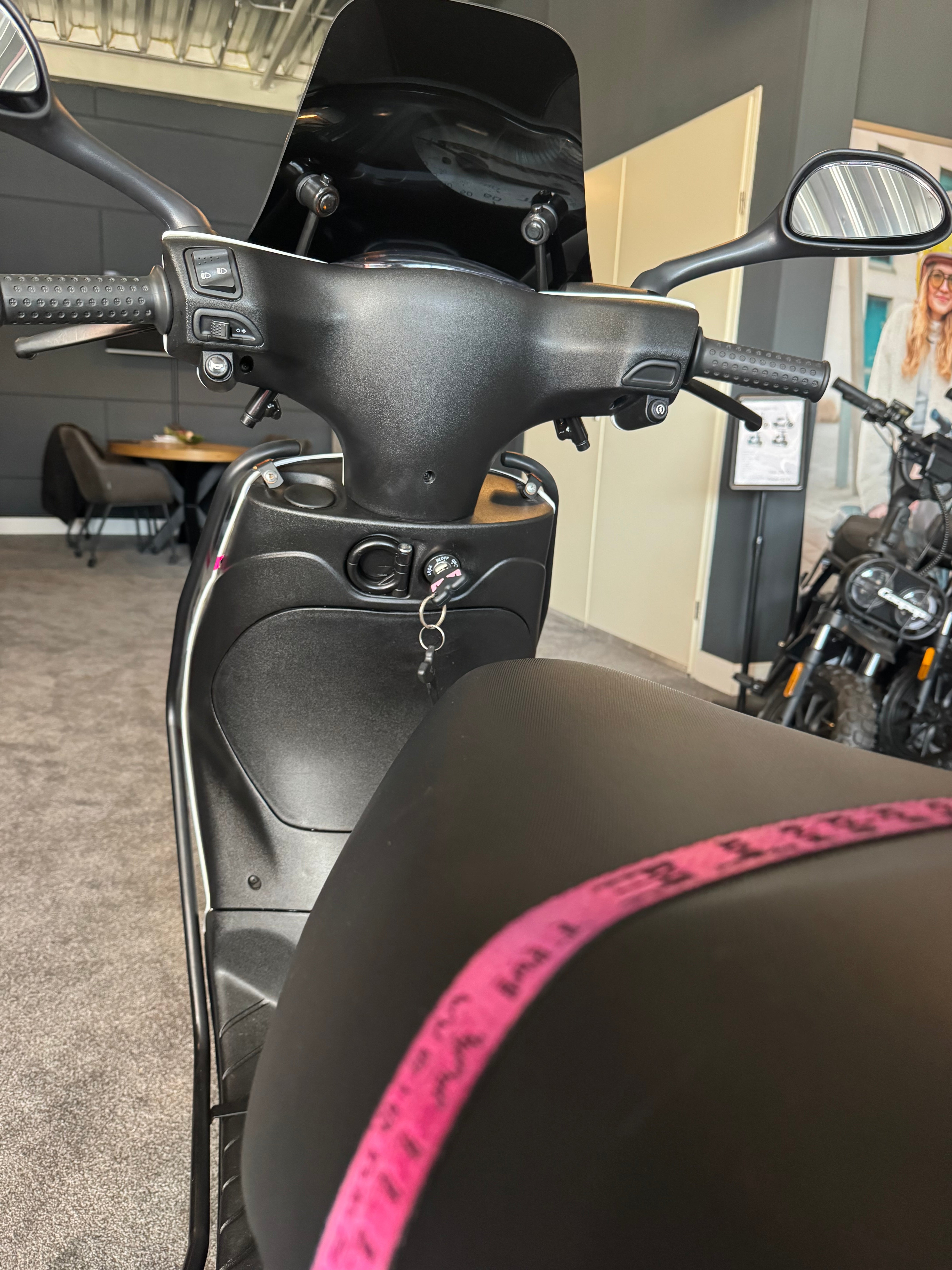 Piaggio Zip 50s | Custom | Full option | Brom | Garantie