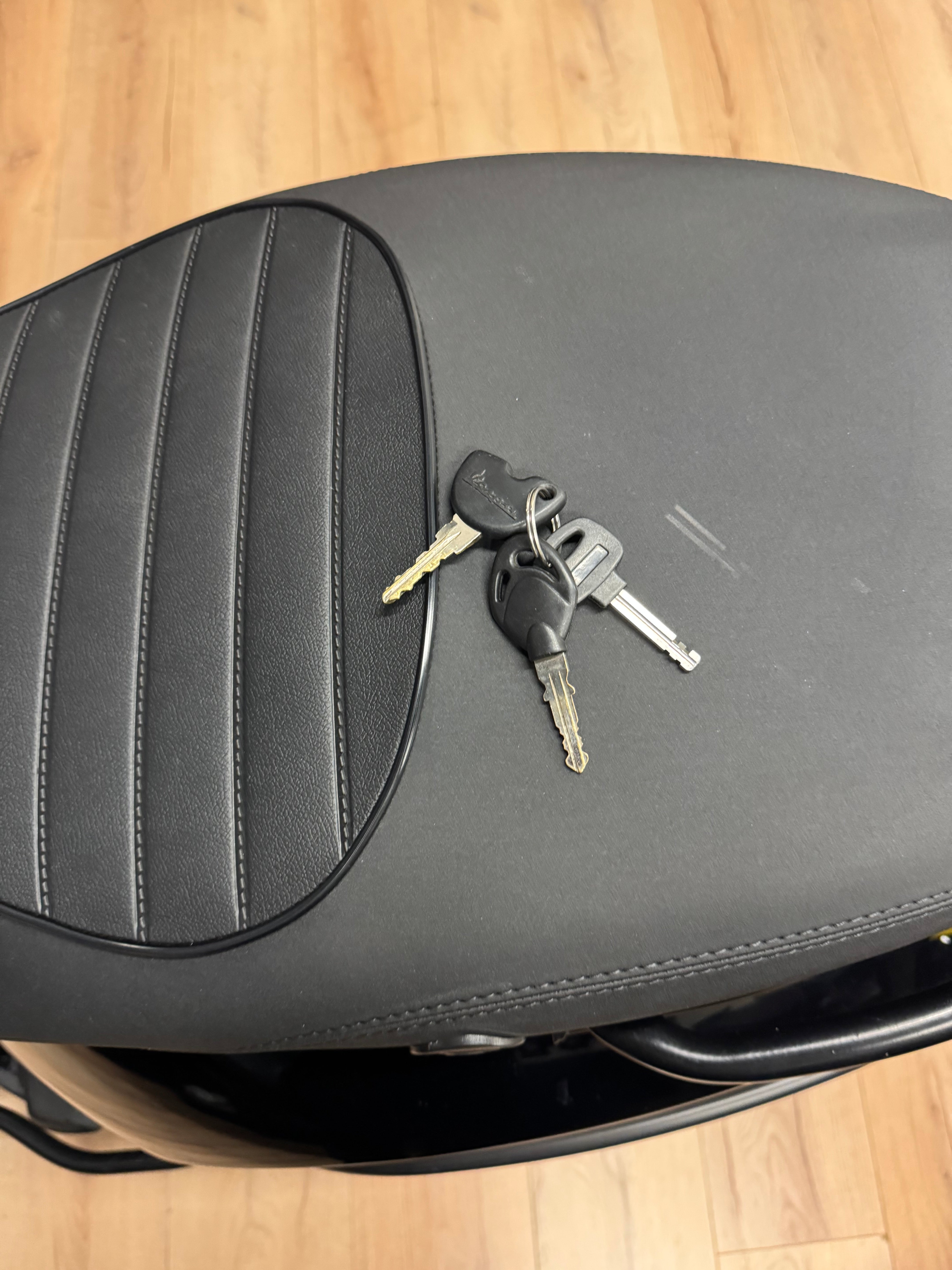 Vespa sprint 50s | 1e eigenaar | Garantie | Full option