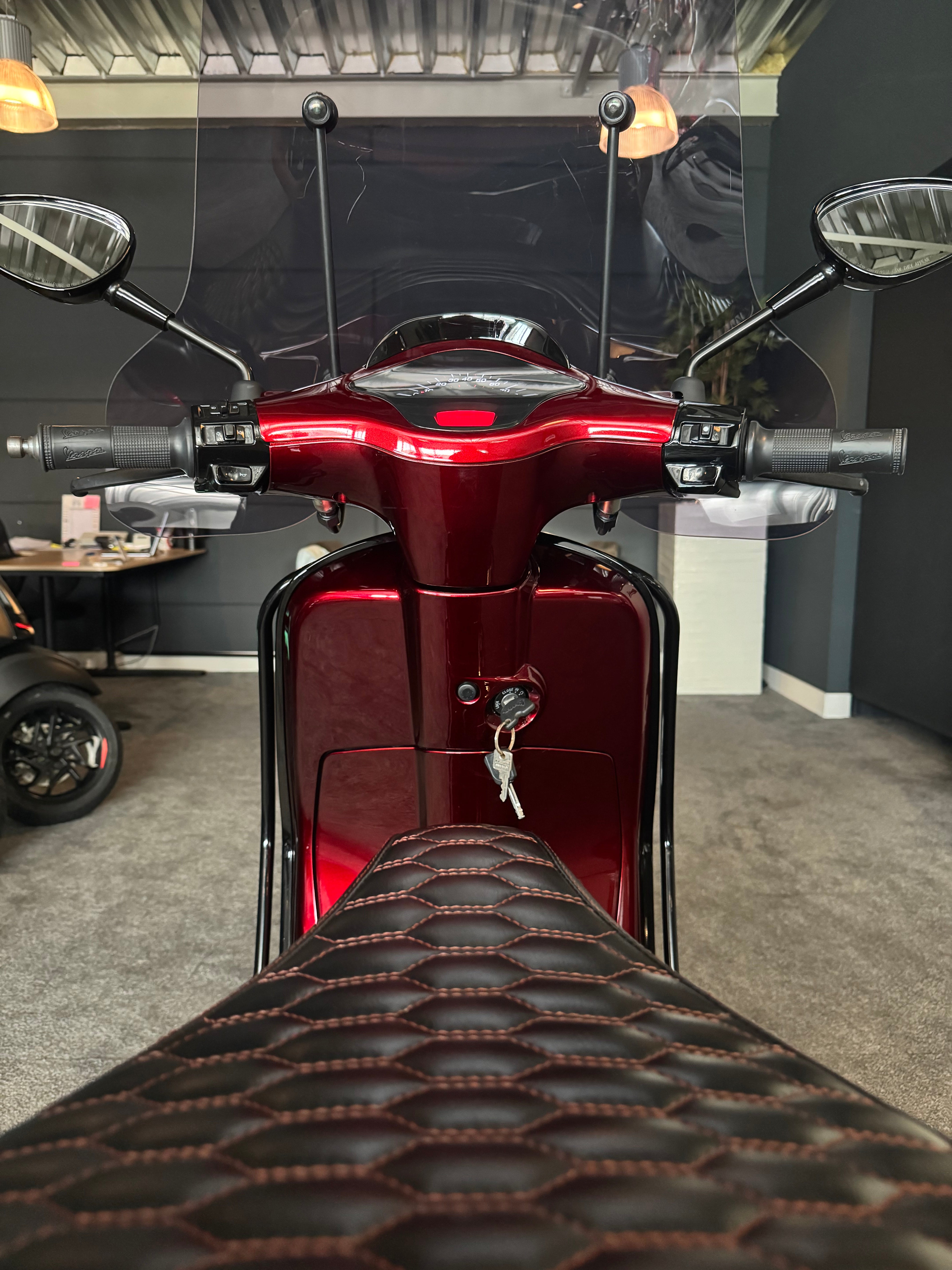 Vespa Sprint 50S | Custom | Full option | 1e eigenaar | Garantie