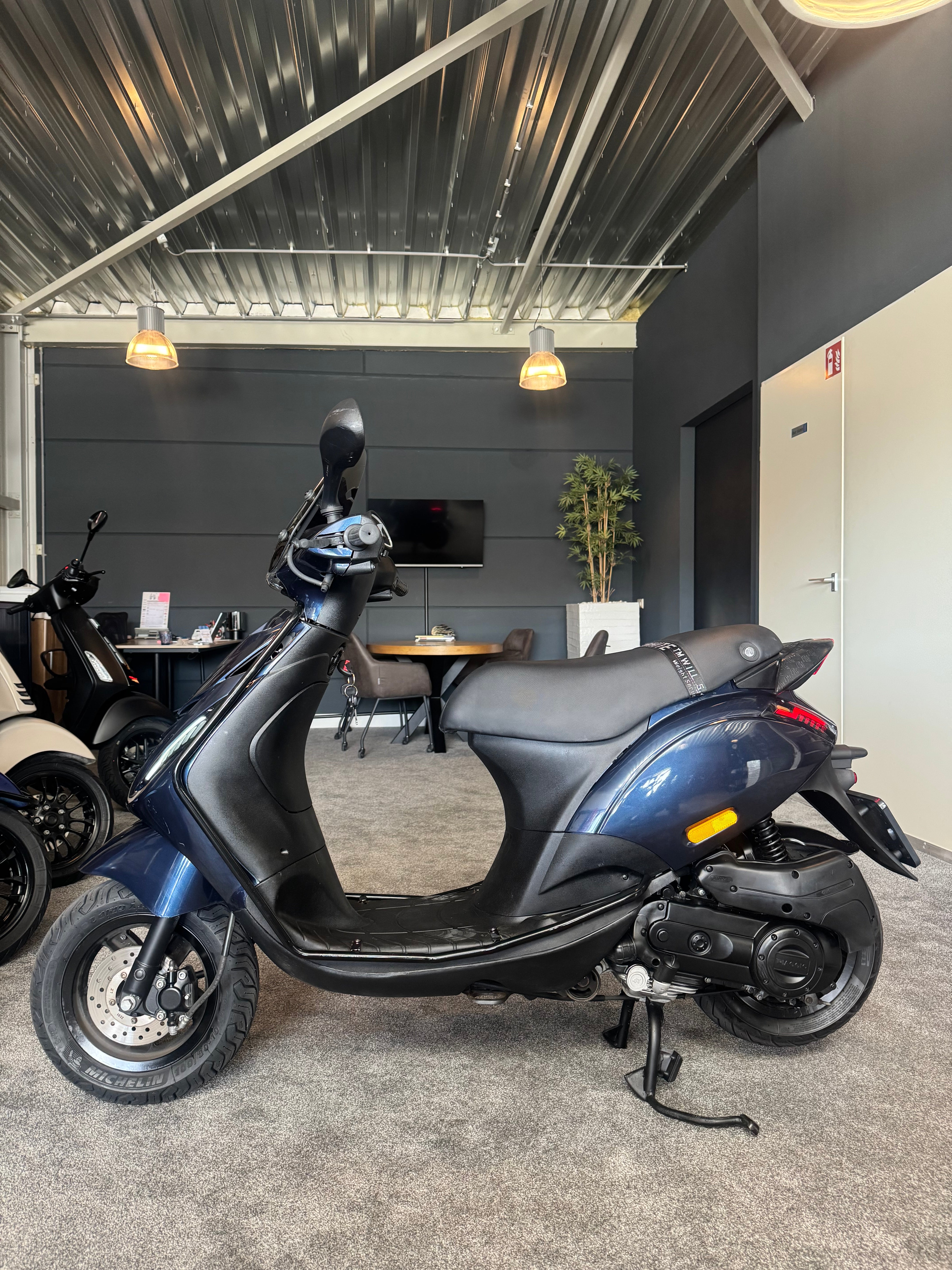 Piaggio Zip 50s | Full option | Brom | Malossi | Garantie