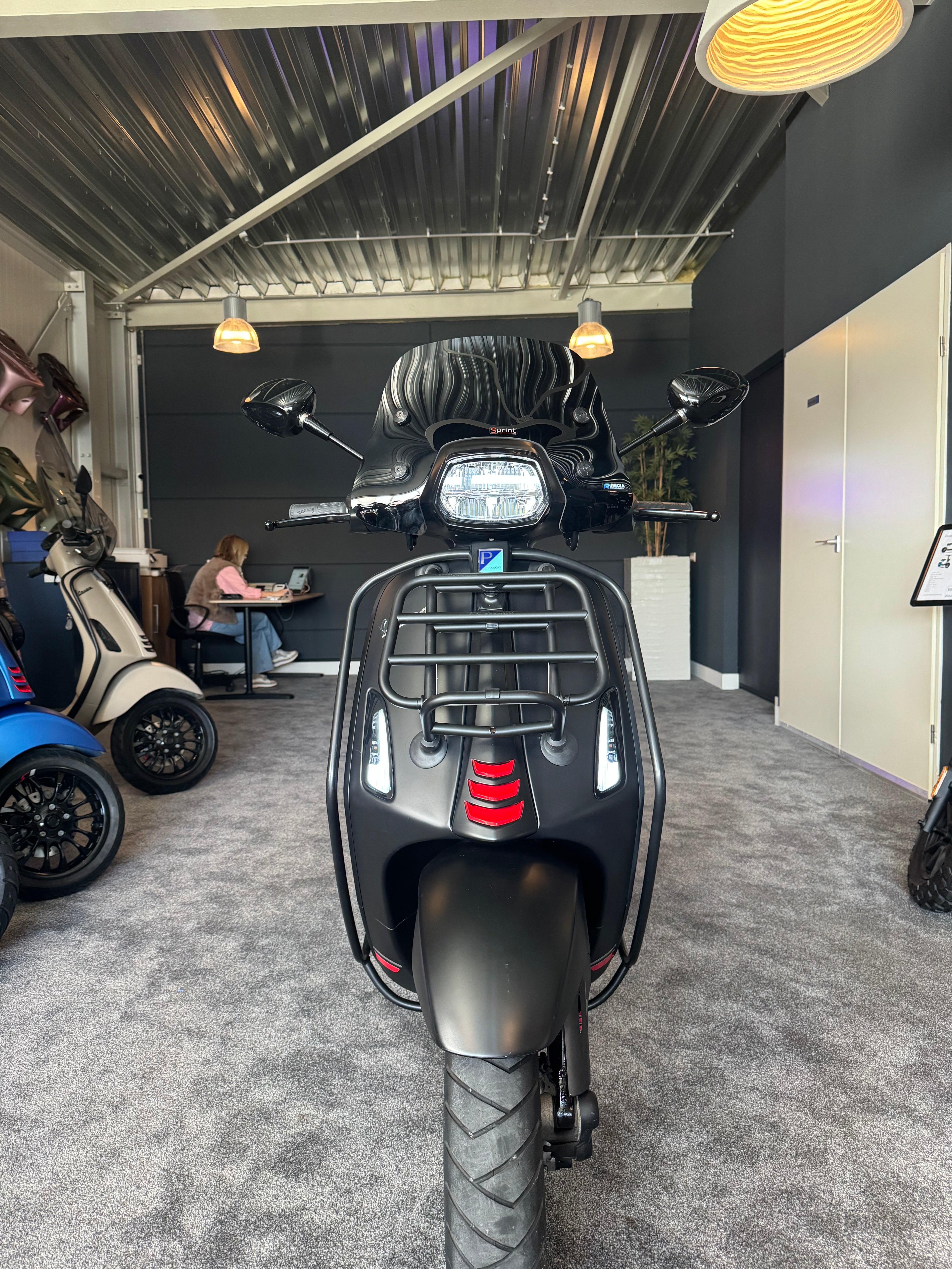 Vespa sprint 50S | Full option | Brom | Garantie