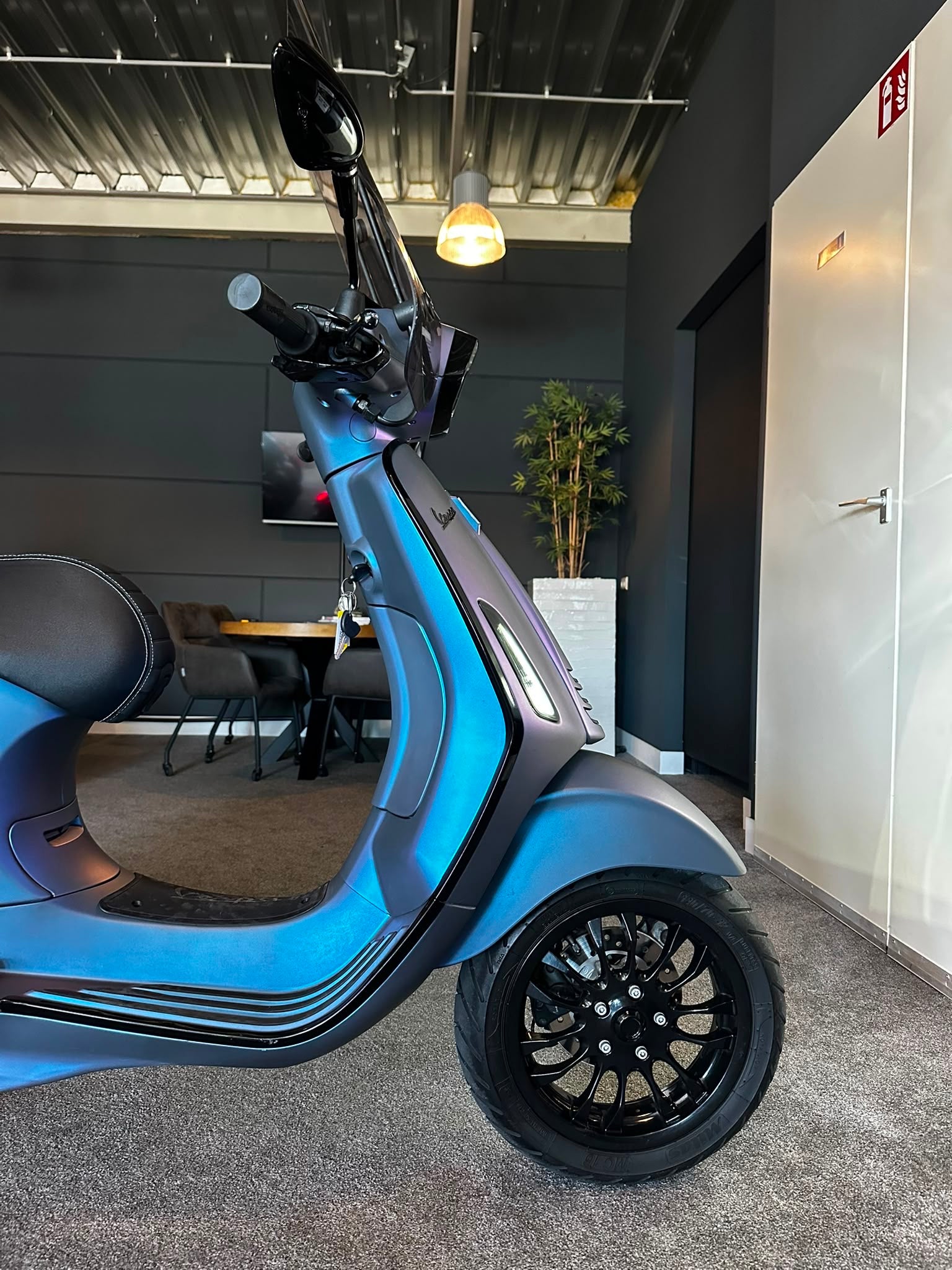 Vespa sprint 50S | Custom | Full option | Garantie | Cameleon