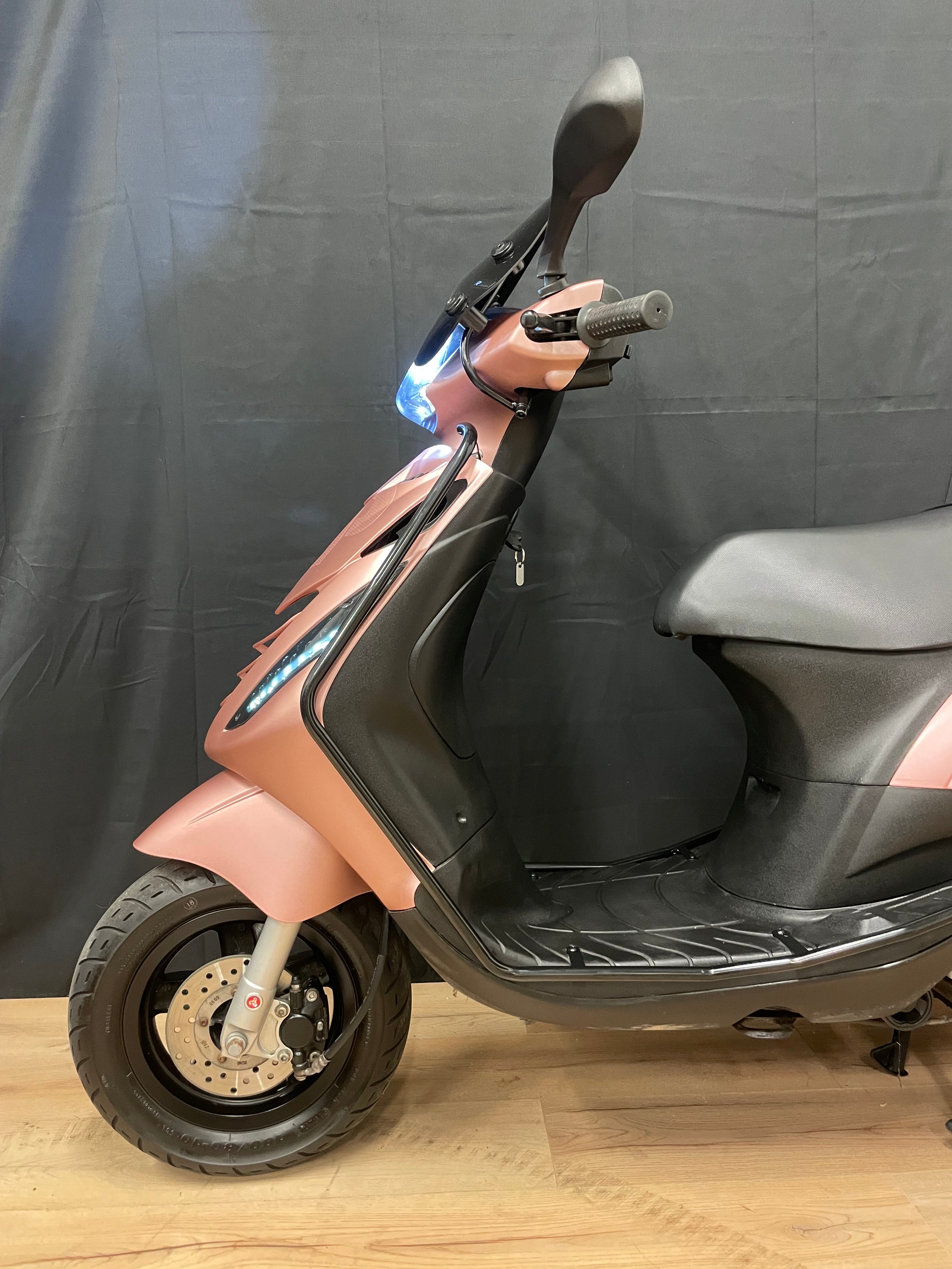 Piaggio Zip IGET - Garantie - Brom / Snor - Full option