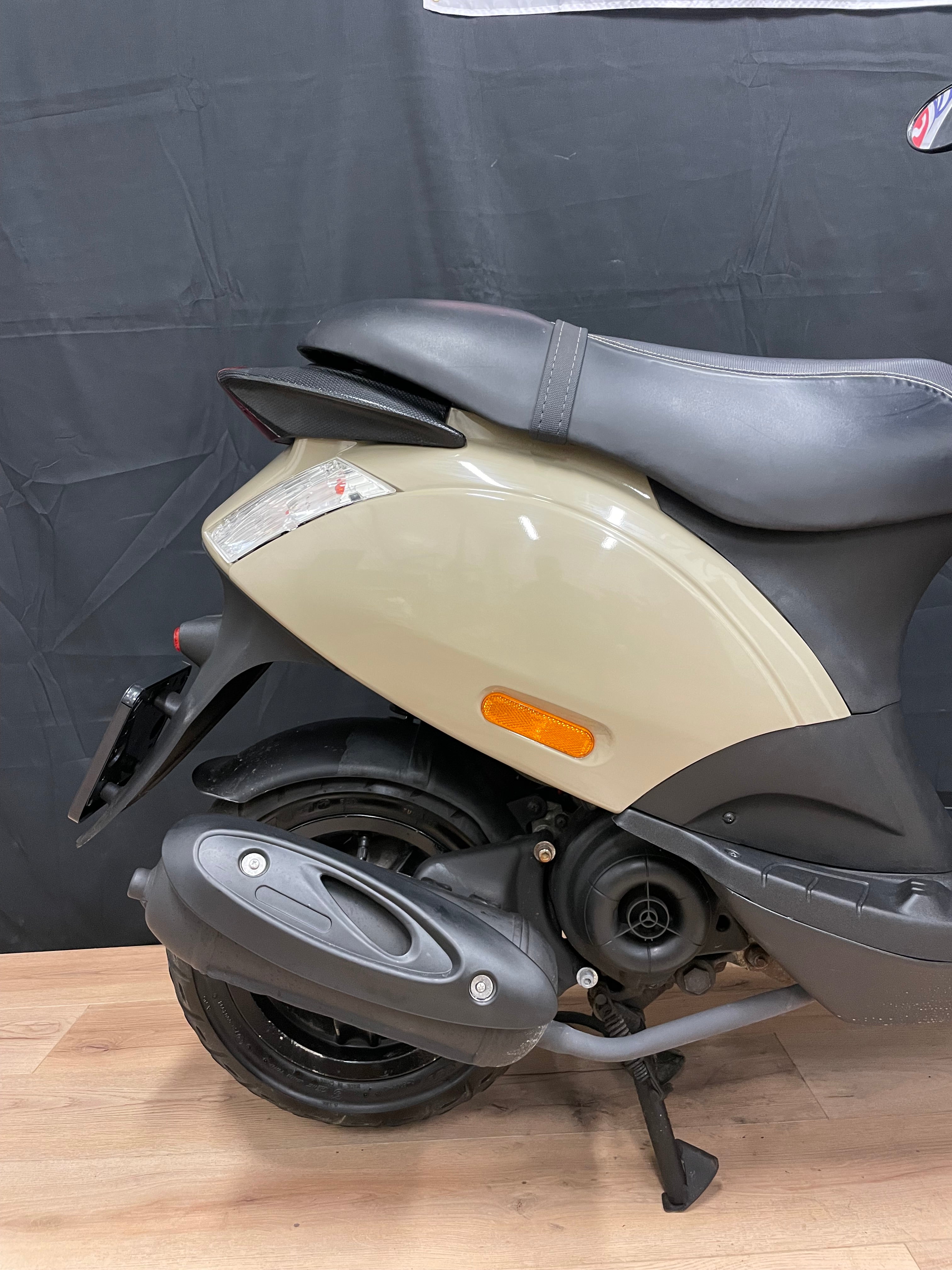 Piaggio zip 50 - 9000km - Brom / snor - Garantie