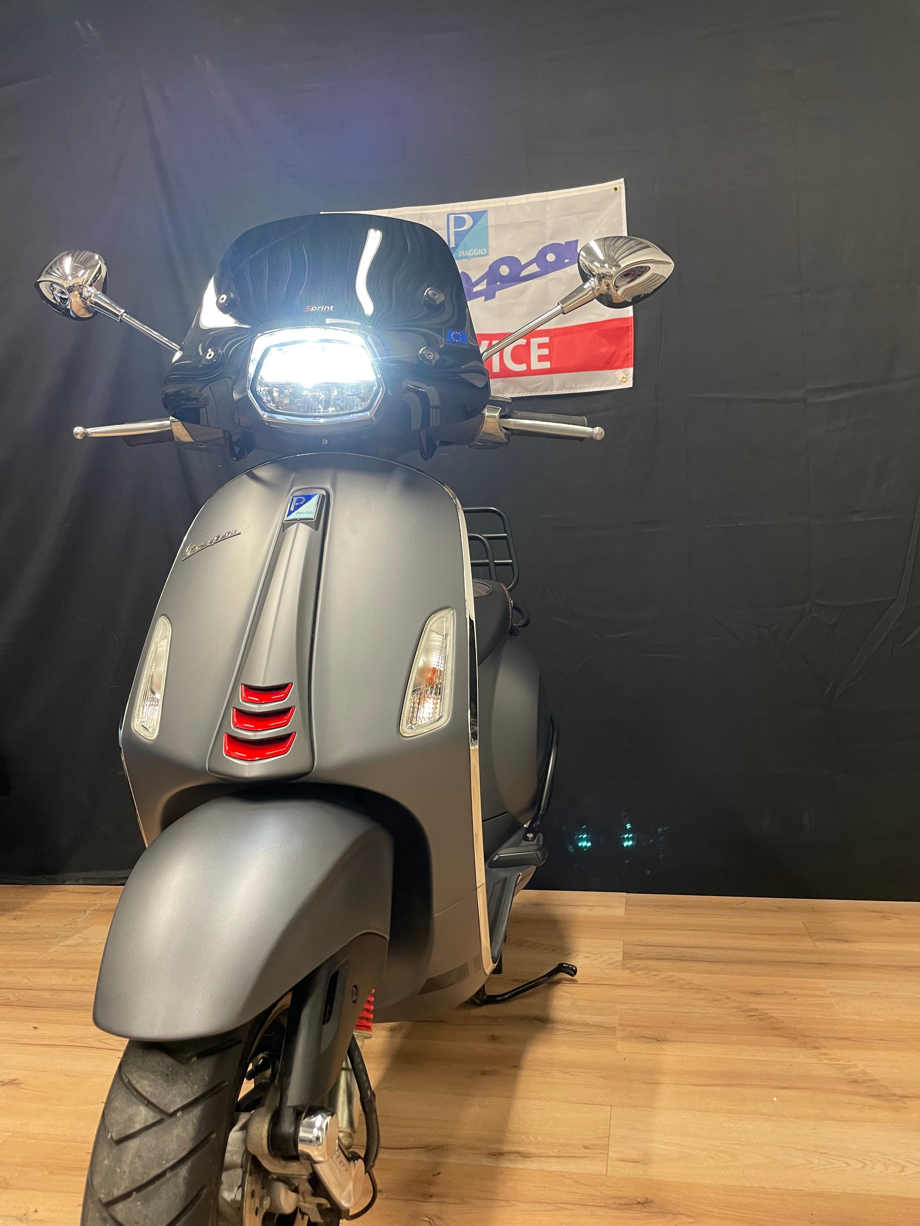 Vespa sprint 50S | Nieuwstaat | Garantie | Iget | option