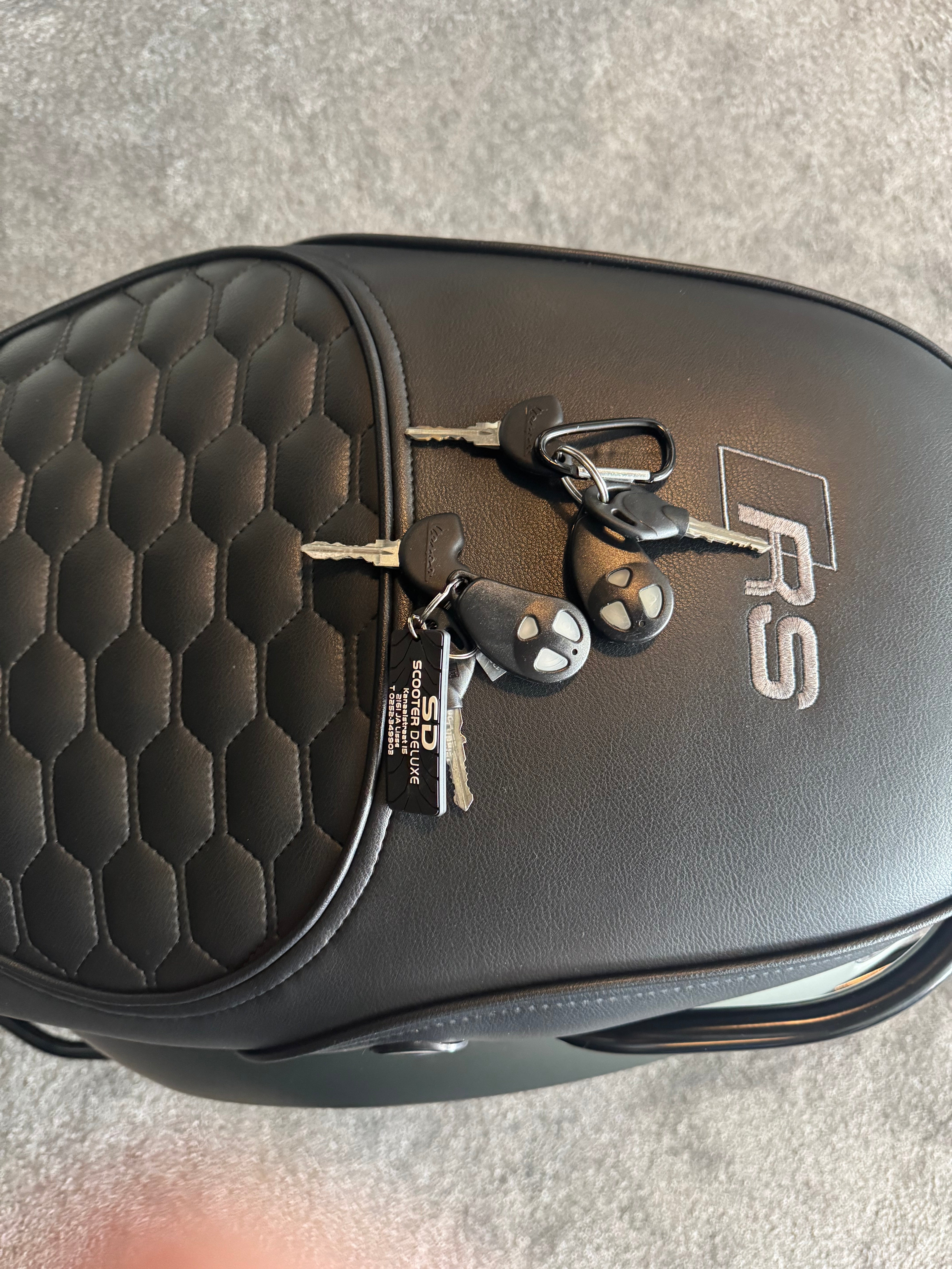 Vespa sprint 50s | Custom | Brom | Full option | 1400km