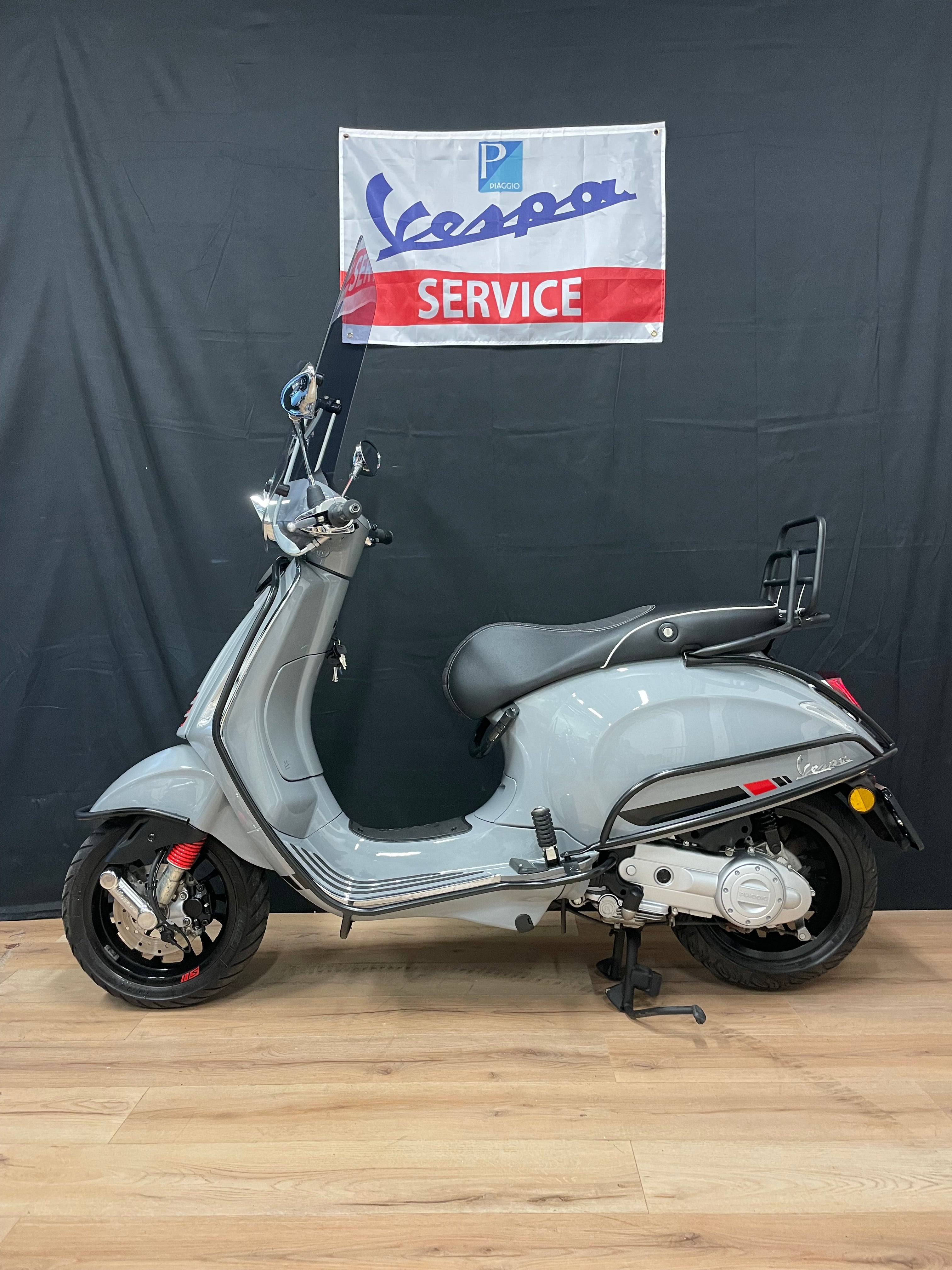 Vespa sprint 50S | Nieuwstaat | IGET | Garantie | Brom/Snor
