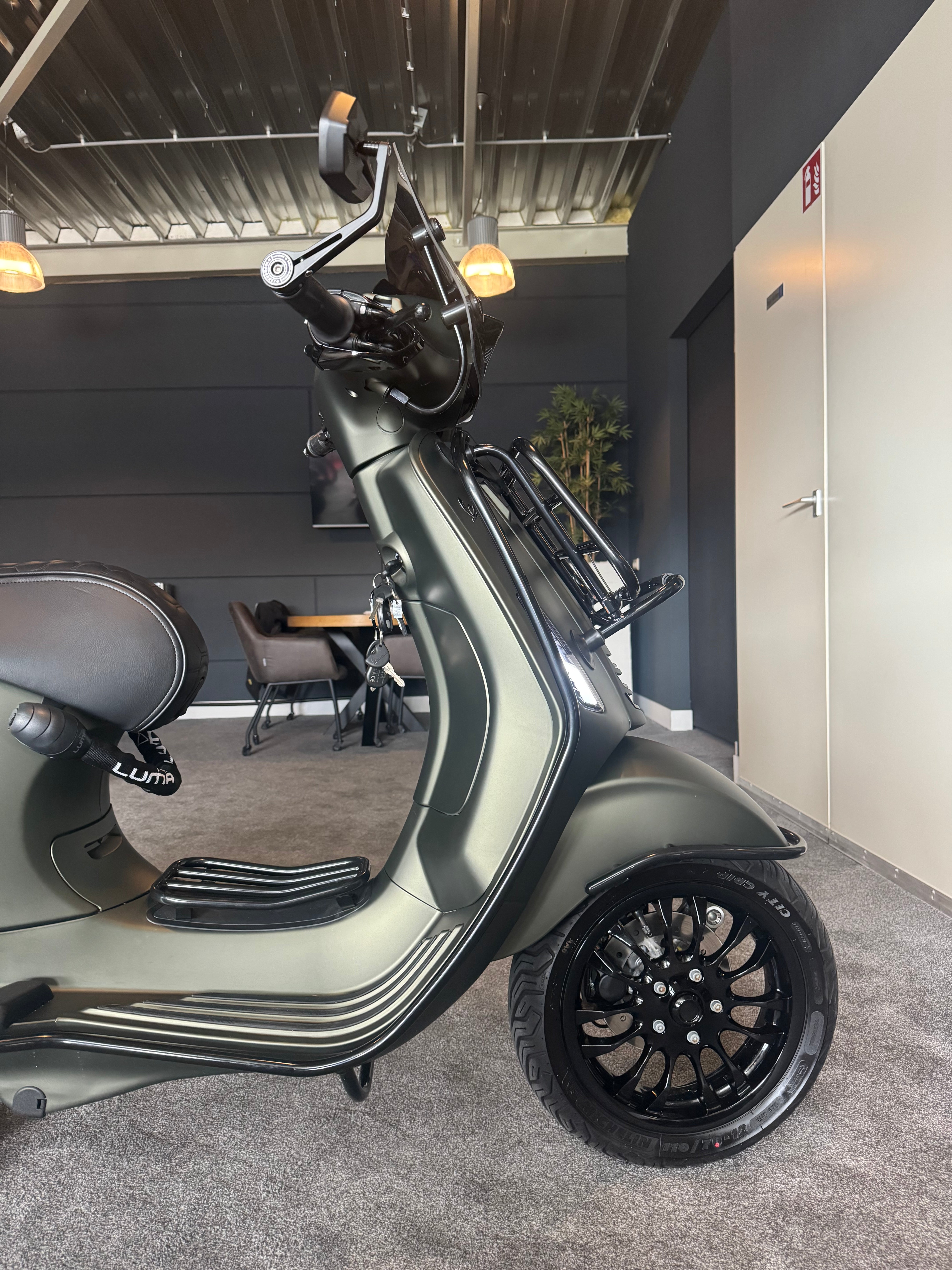 Vespa sprint 50s | Custom | Brom | Full option | 1400km