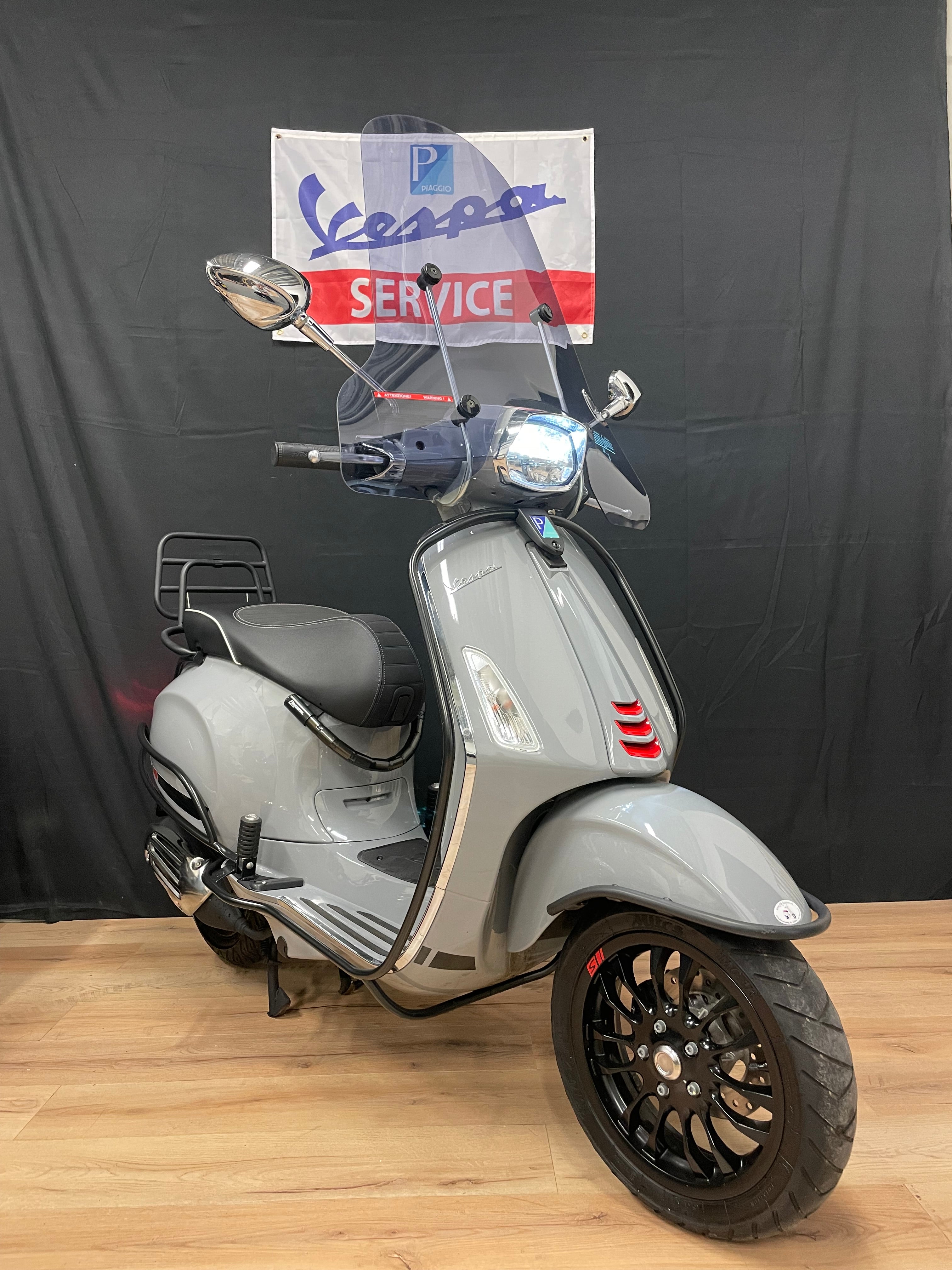 Vespa sprint 50S | Nieuwstaat | IGET | Garantie | Brom/Snor