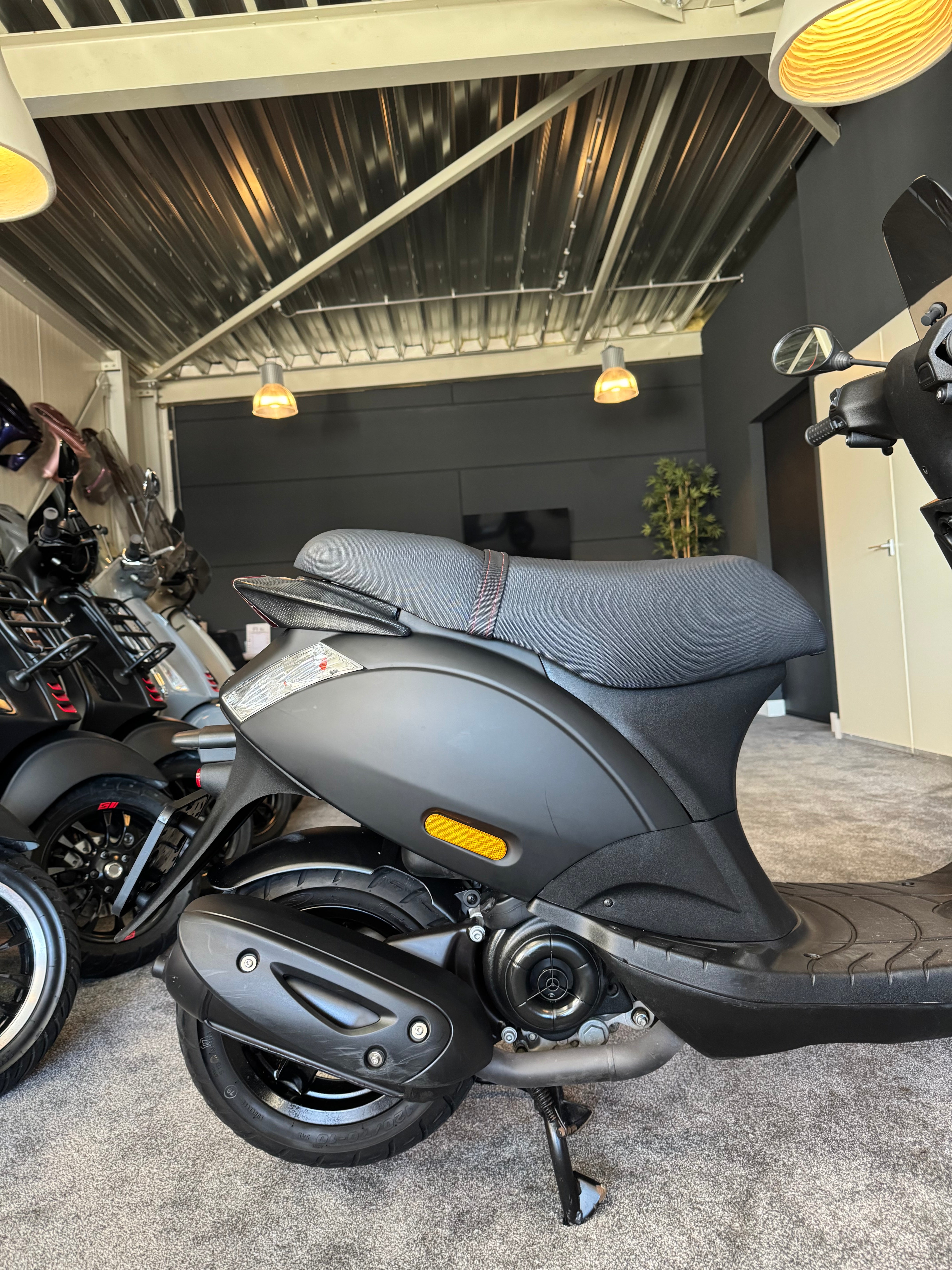 Piaggio Zip 50s | Brom | Garantie | 2024 | 1e eigenaar