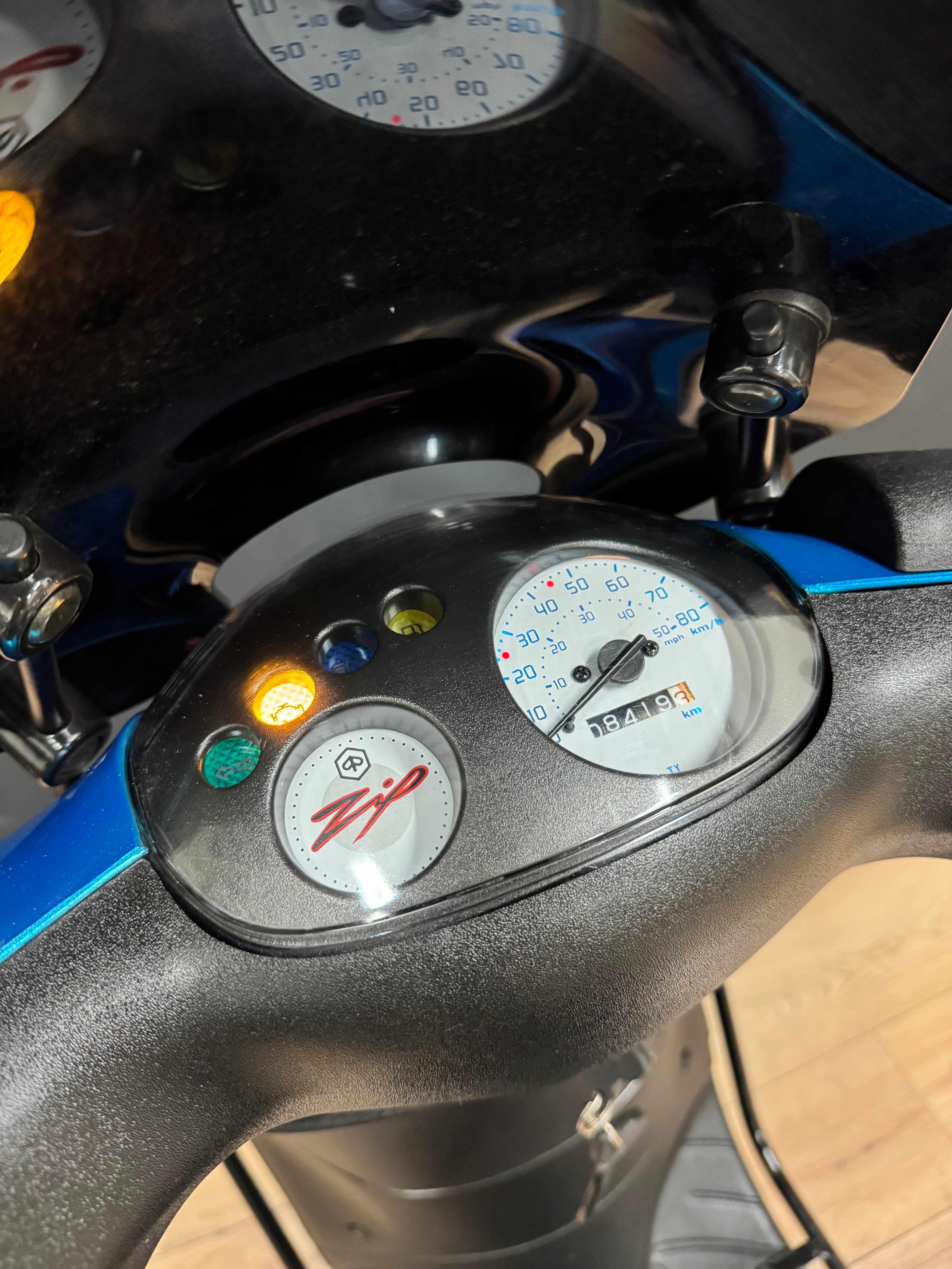 Piaggio Zip 50S | Full option | Carbon | Malossi | Garnatie