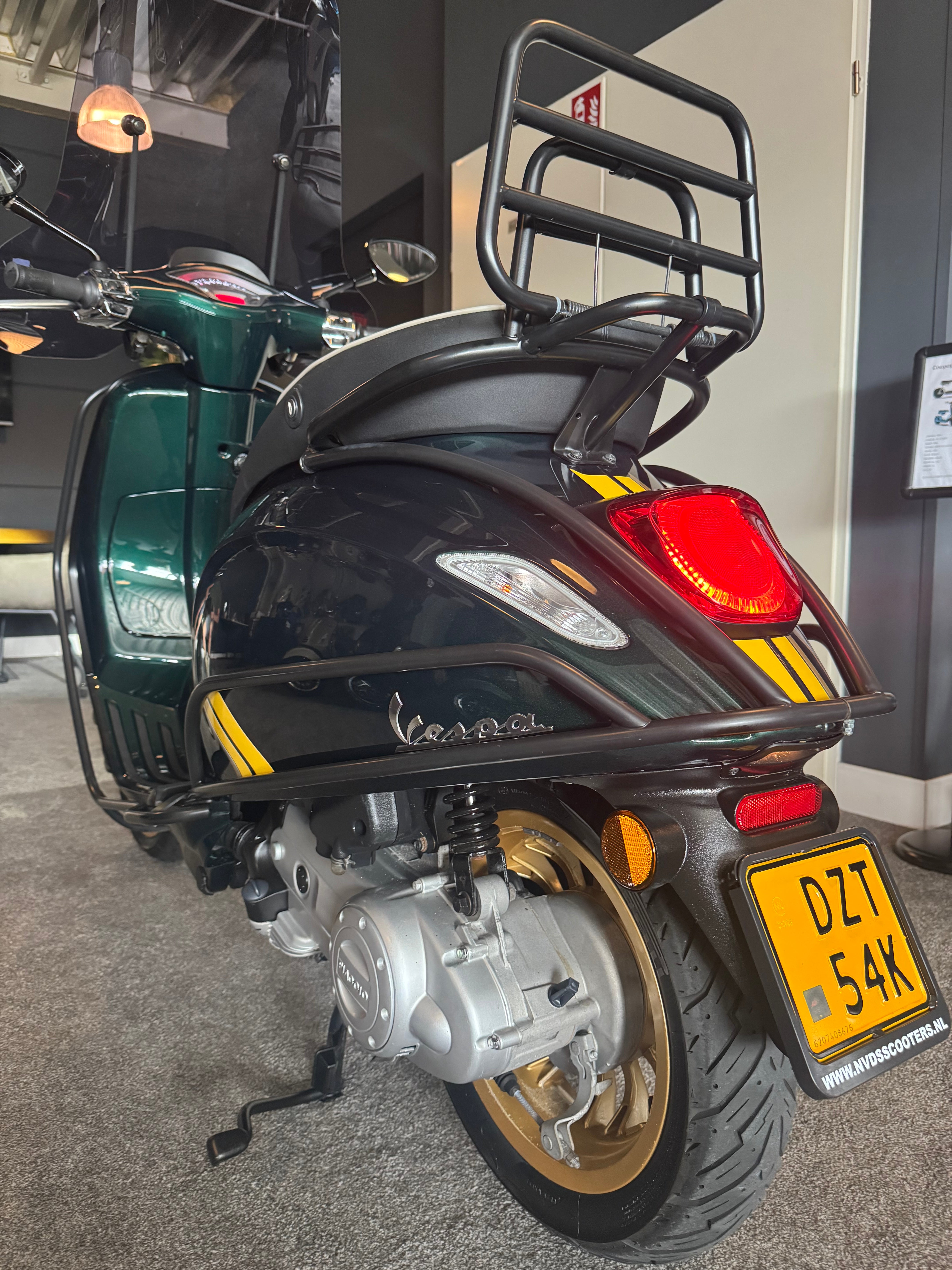 Vespa Sprint 50S | Racing 60th | Brom | Uniek | Garantie