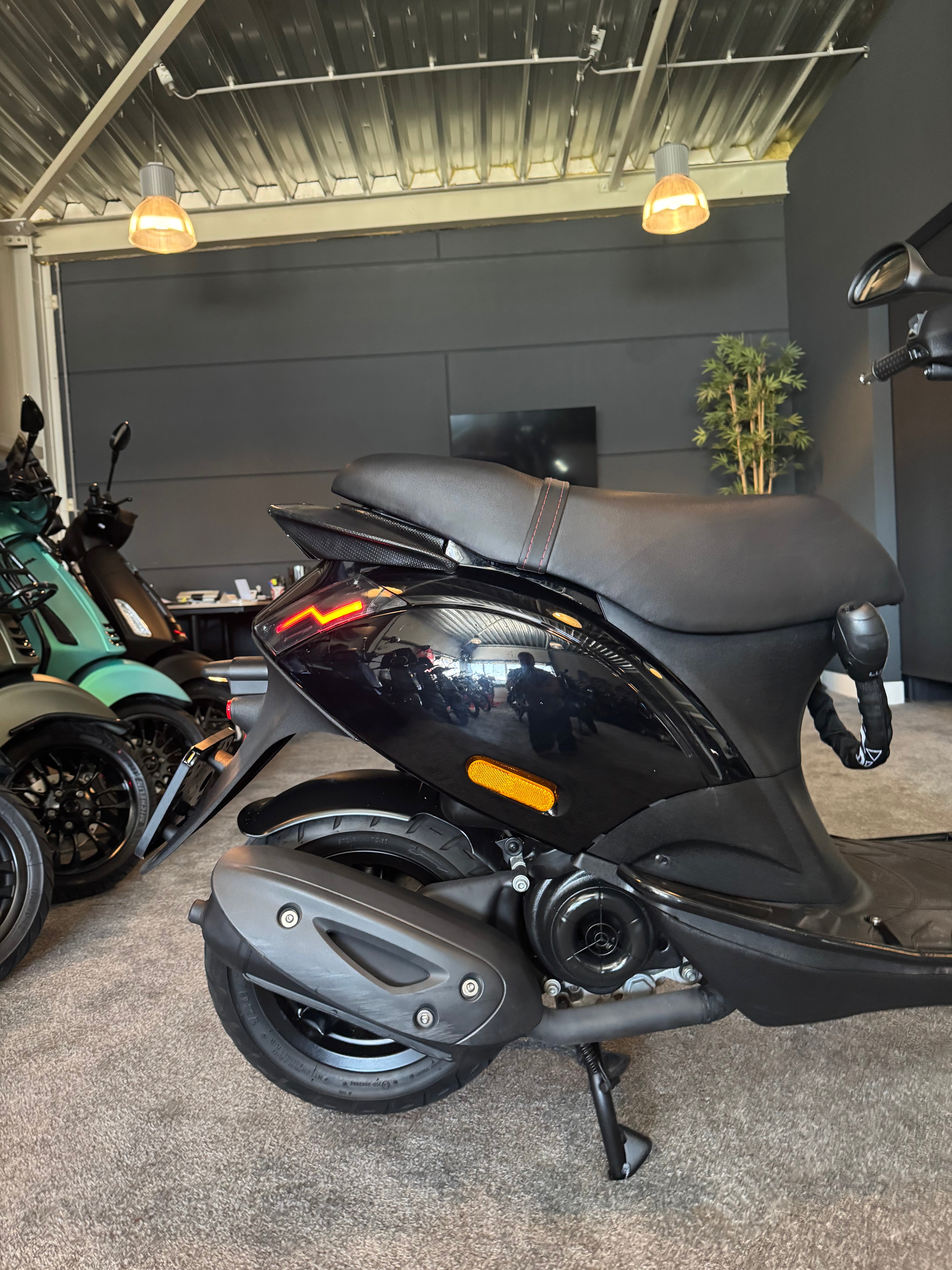 Piaggio Zip 50S | Brom | Malossi | Full option | Garantie