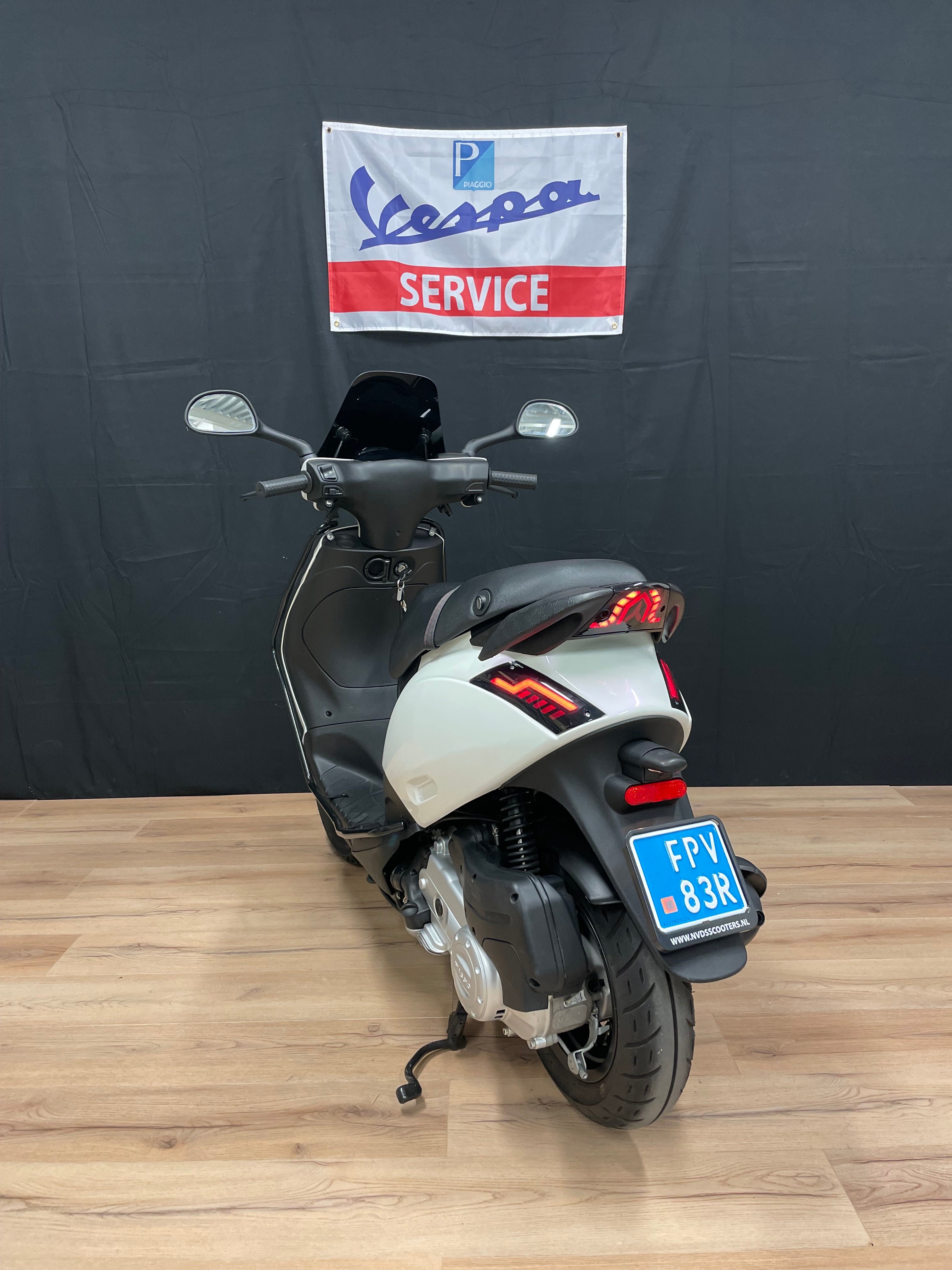 Piaggio Zip | 2022 | 600km | Garantie | Full option | iget