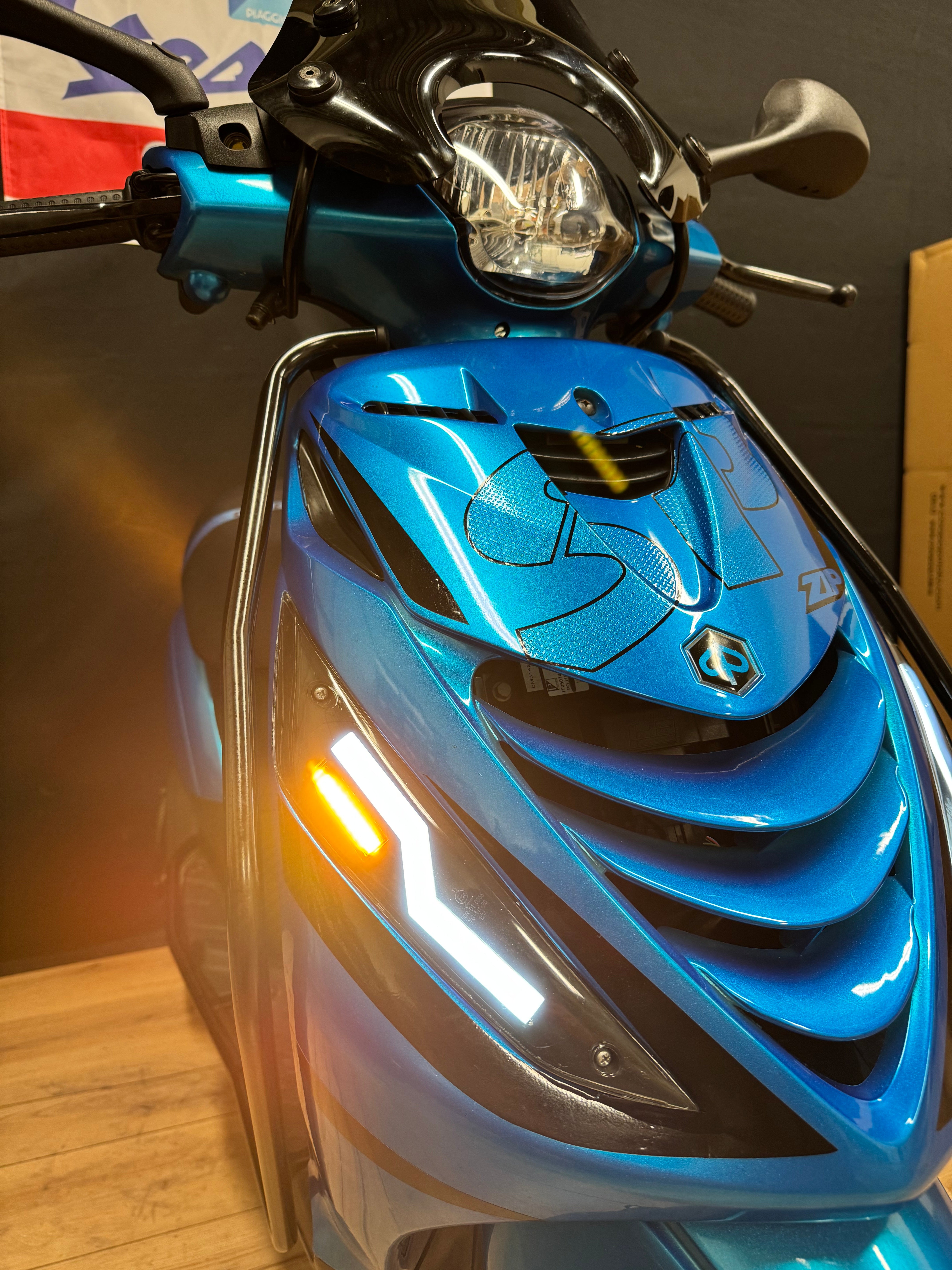 Piaggio Zip 50S | Full option | Carbon | Malossi | Garnatie
