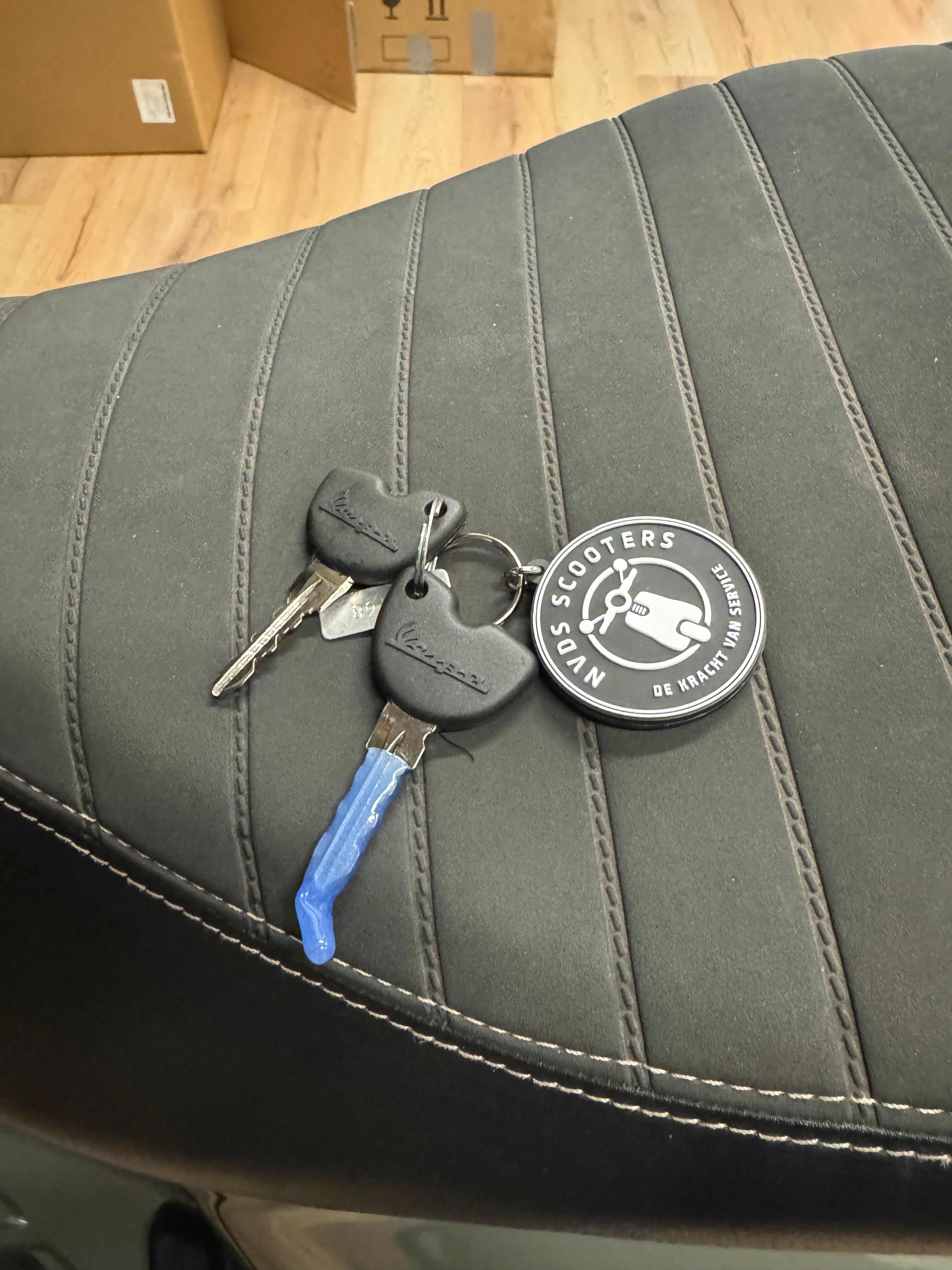 Vespa Sprint 50s | Custom | Full option | Garantie | 2000km