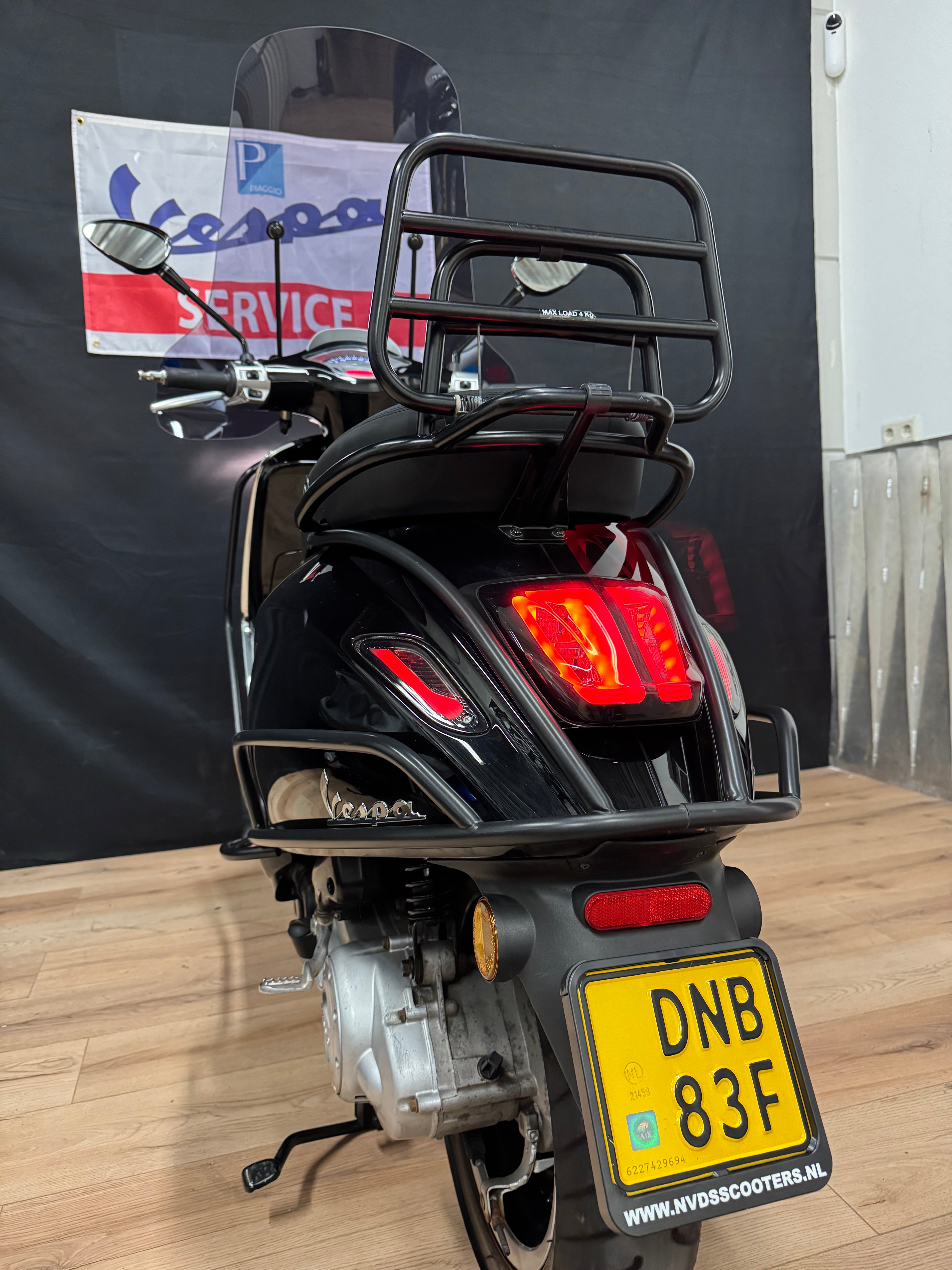 Vespa sprint 50s | 1e eigenaar | Garantie | Full option