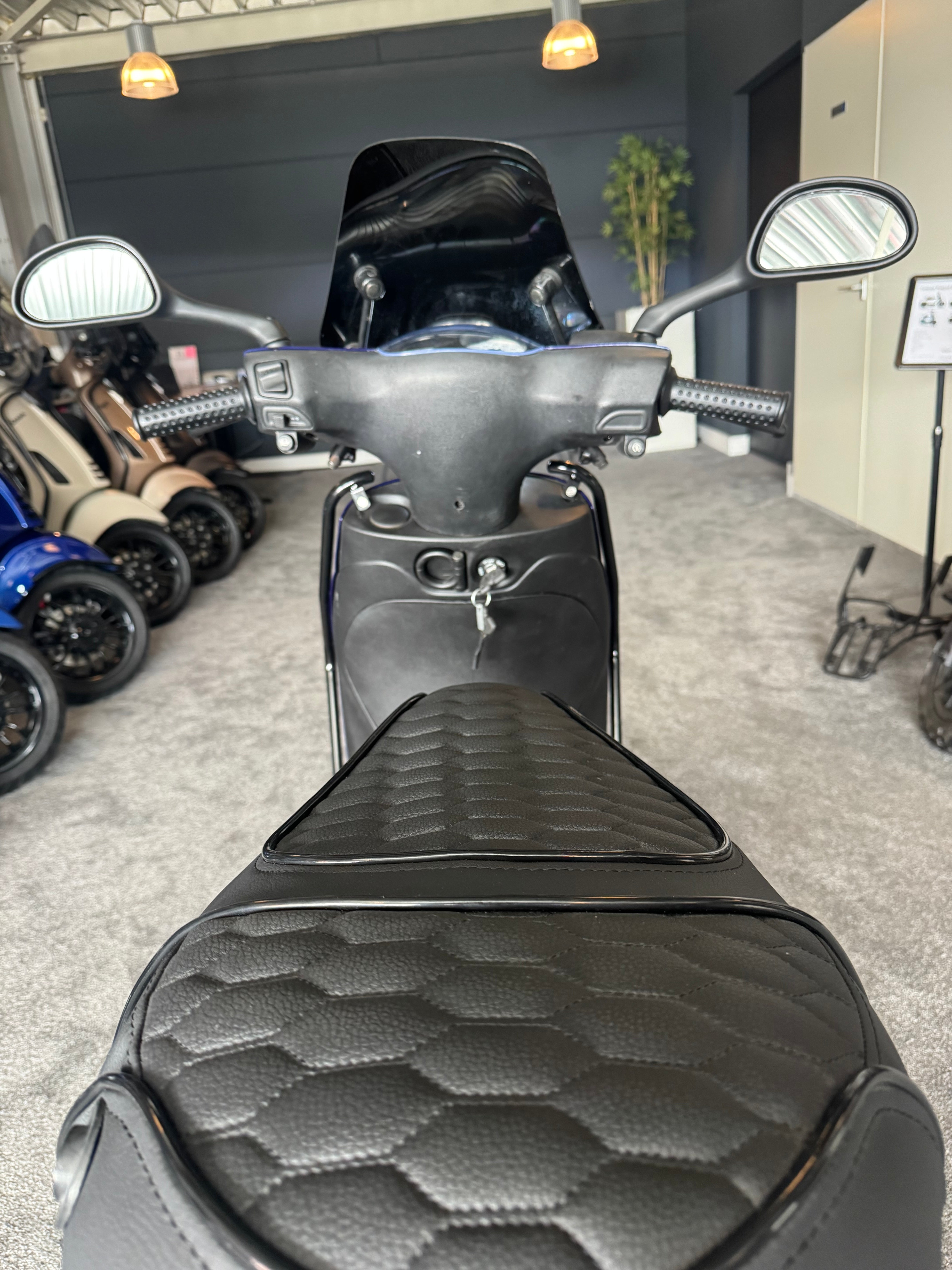 Piaggio Zip | Full option | Custom | Brom | Garantie |