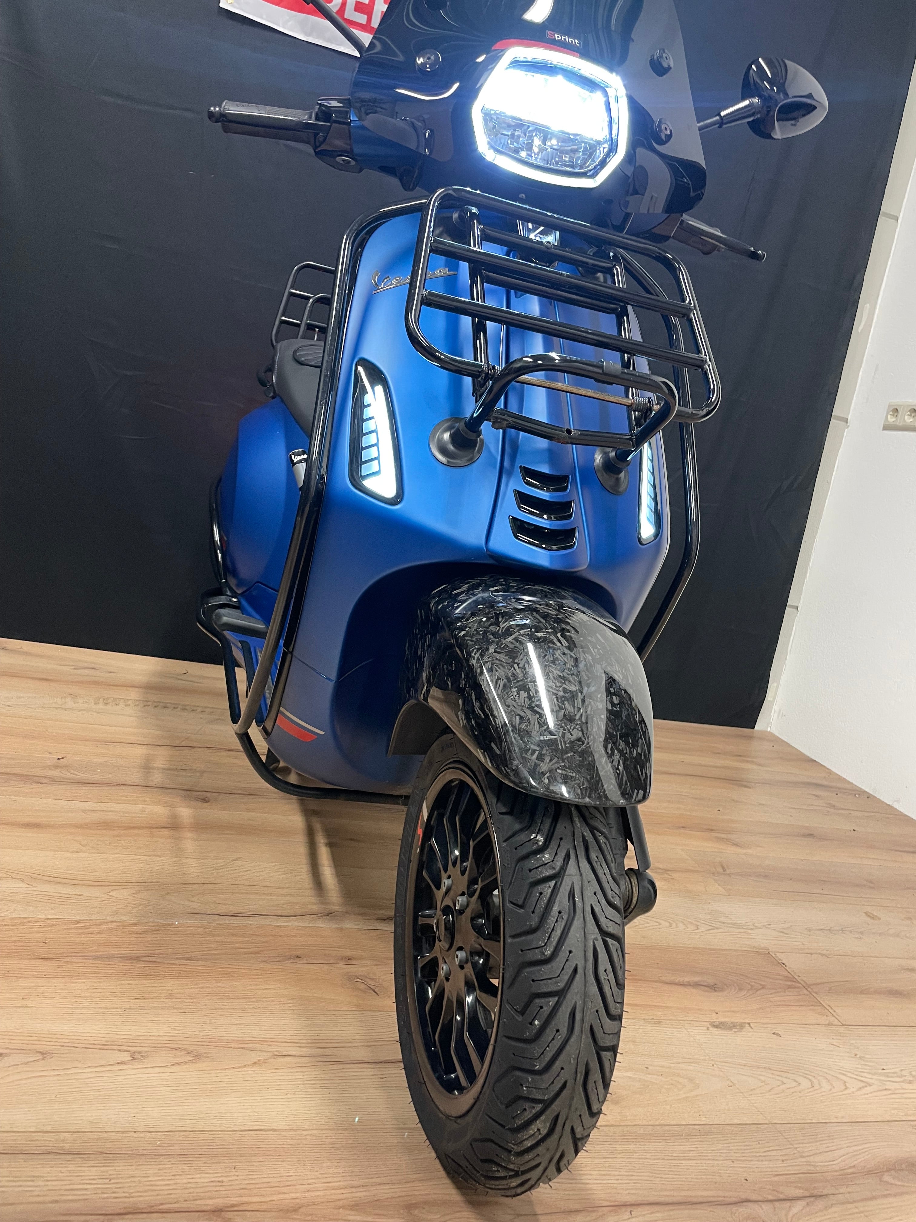 Vespa sprint E5 | Carbon | Malossi | Full option | Garantie