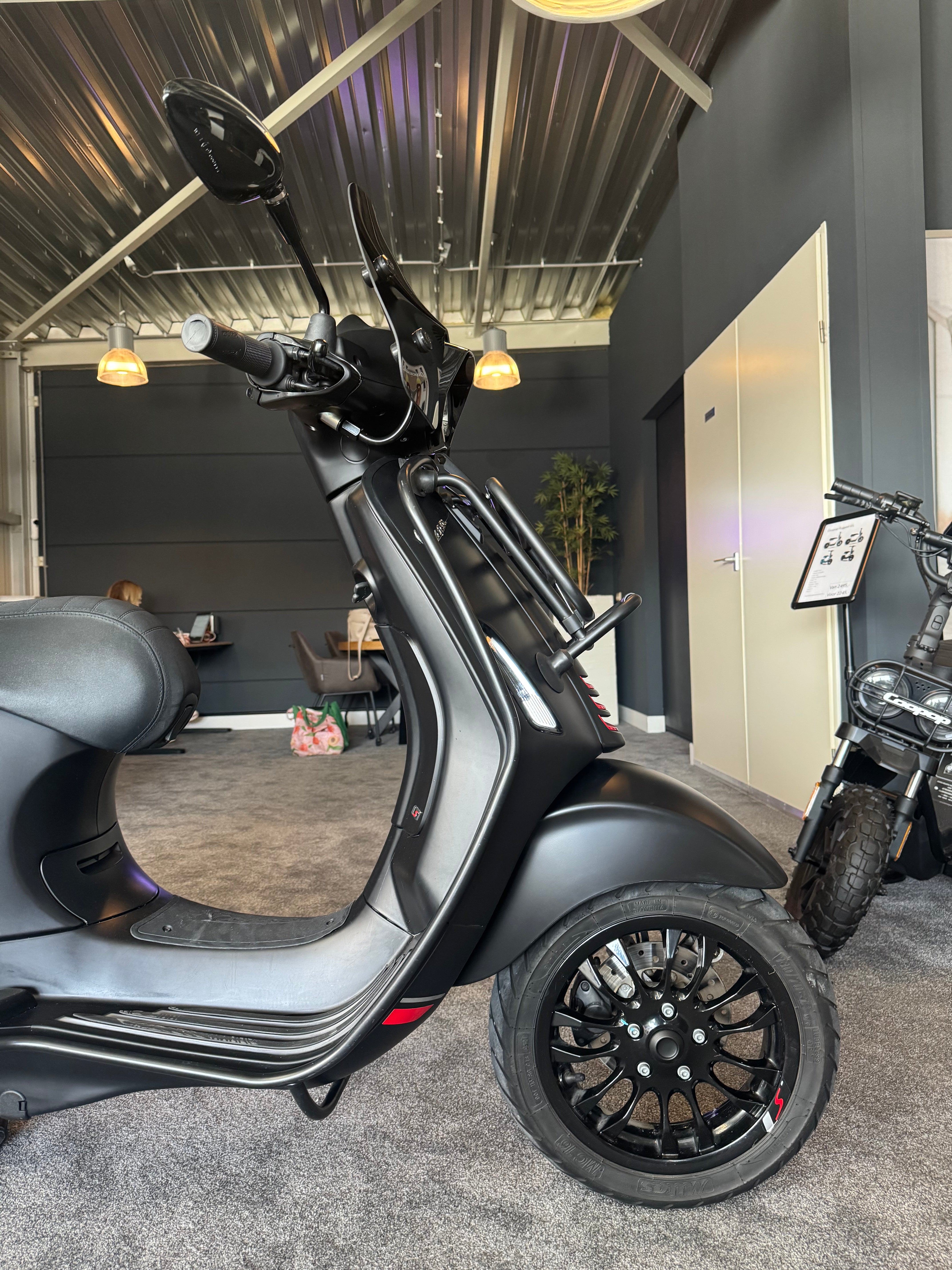 Vespa sprint 50S | Full option | Brom | Garantie
