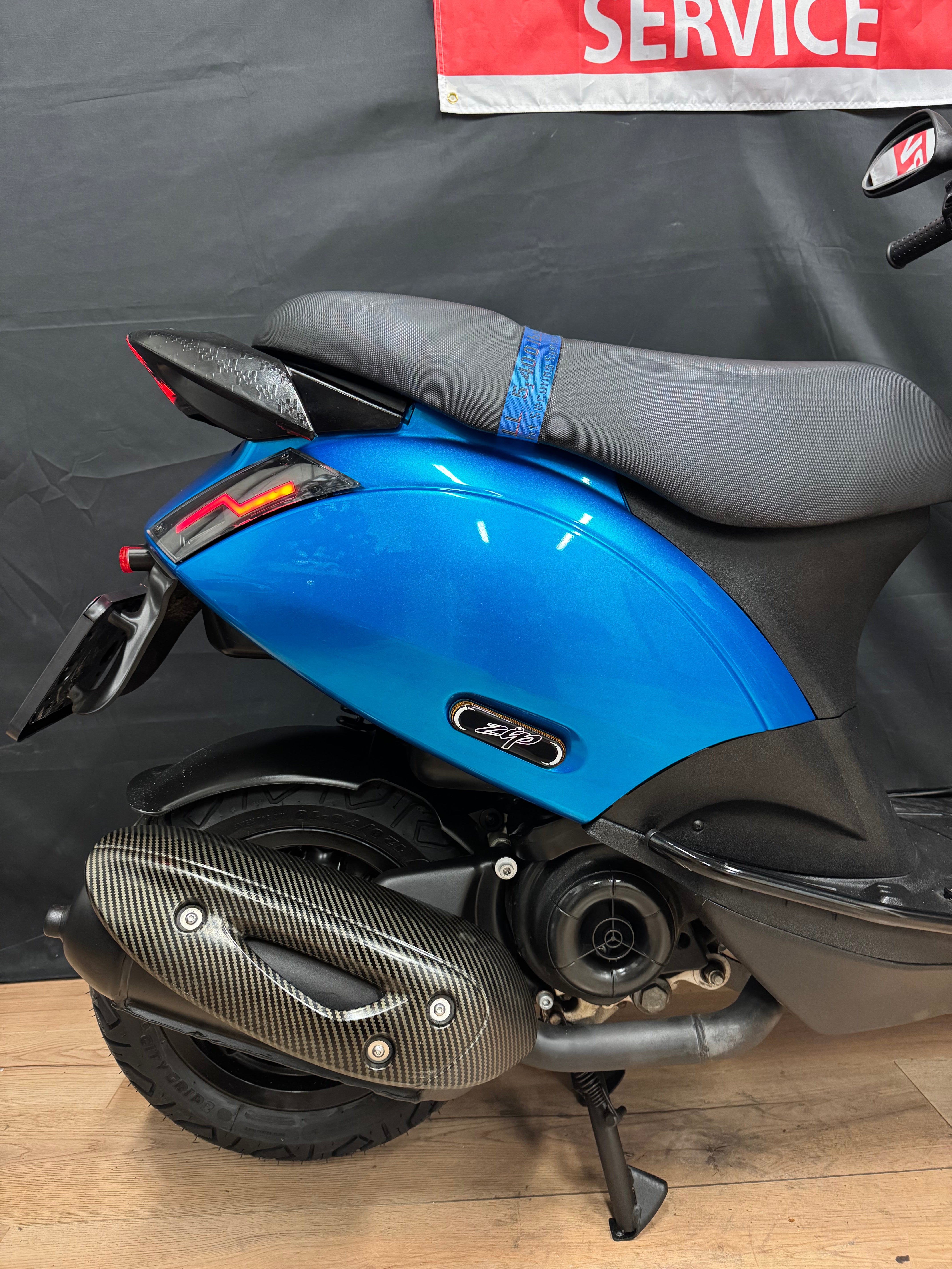 Piaggio Zip 50S | Full option | Carbon | Malossi | Garnatie