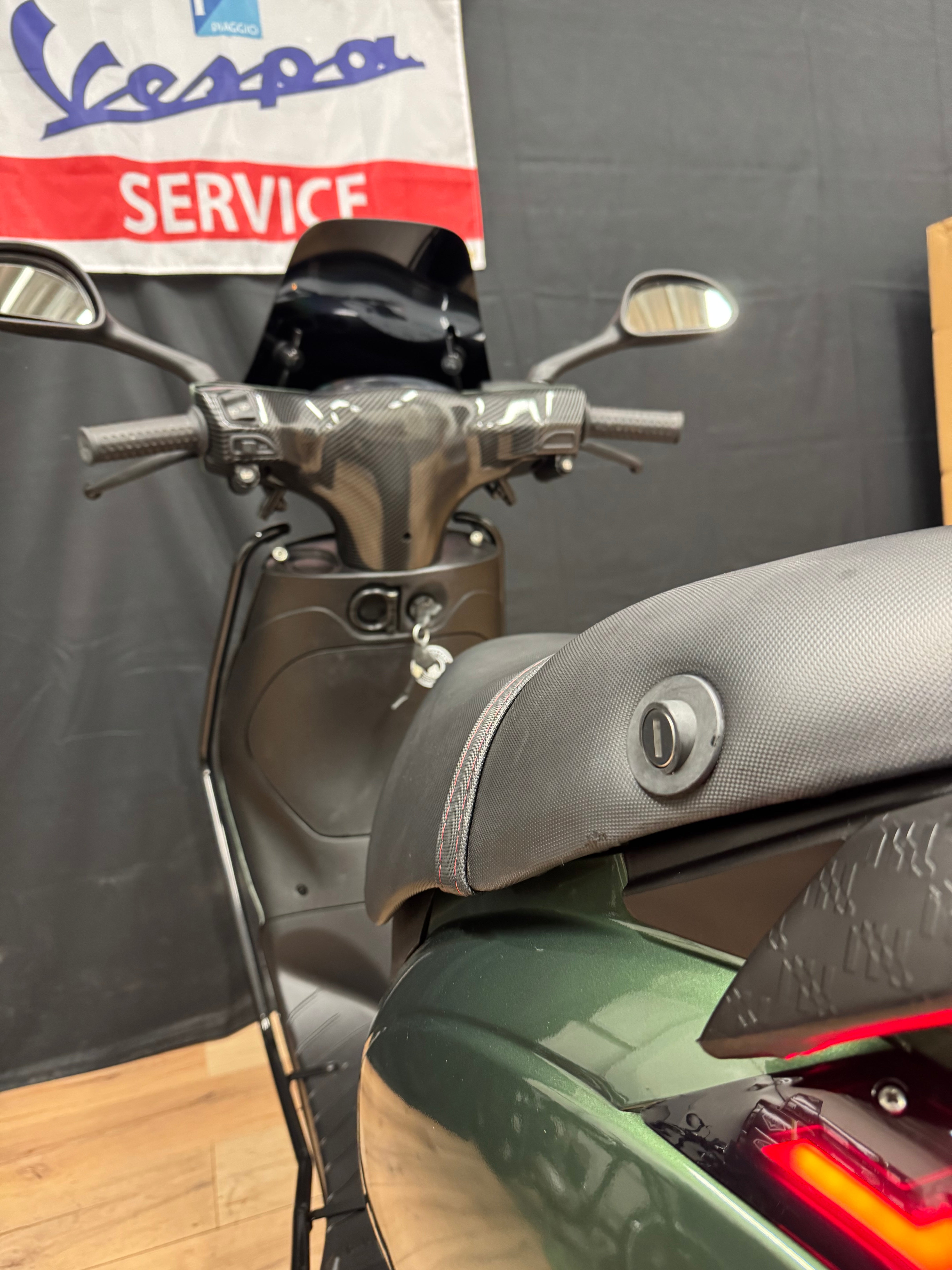 Piaggio Zip 50s | 2022 | Full option | 7500km | Nieuwstaat