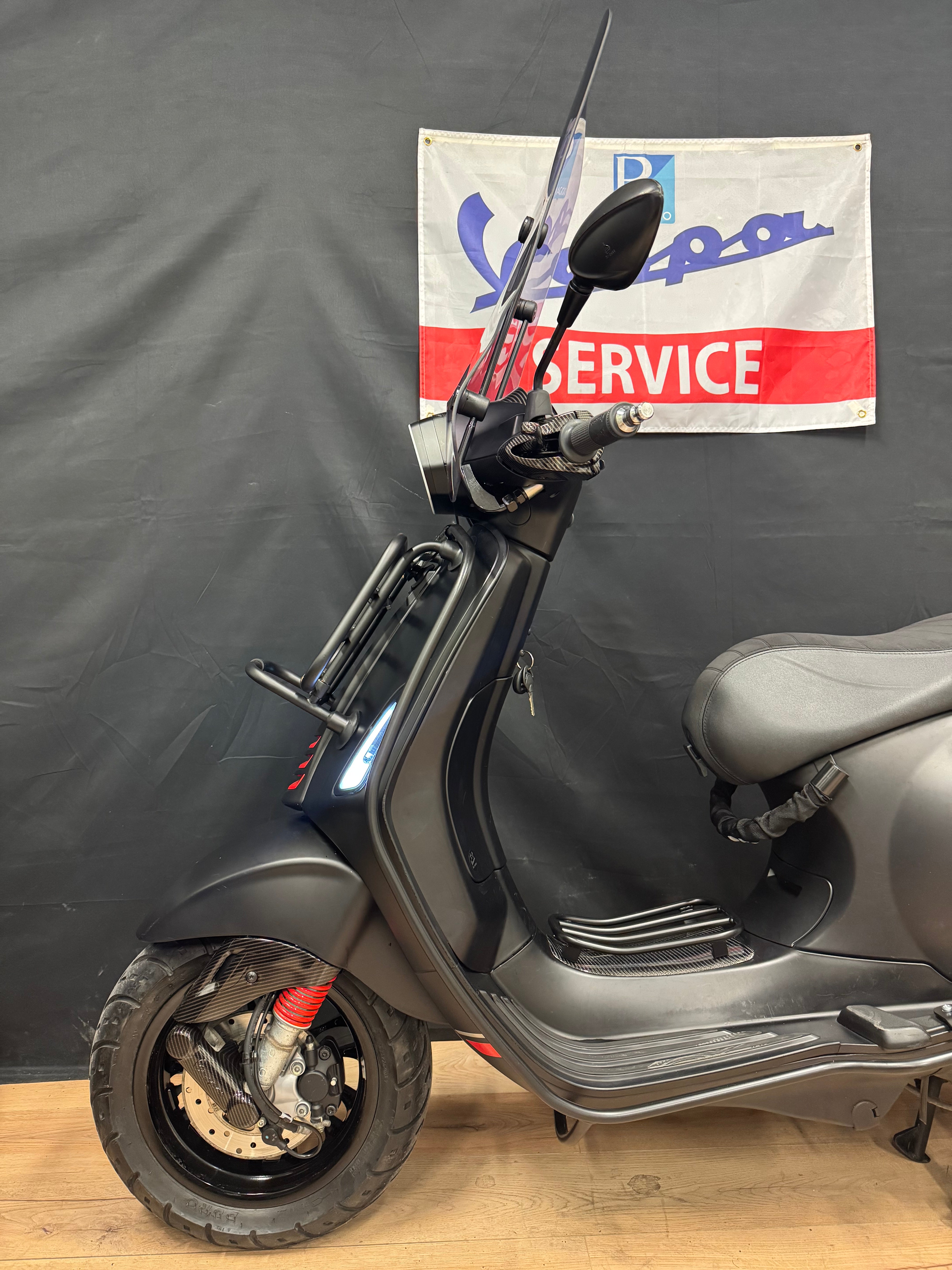 Vespa sprint 50s | Full option | Carbon | Garantie | Brom