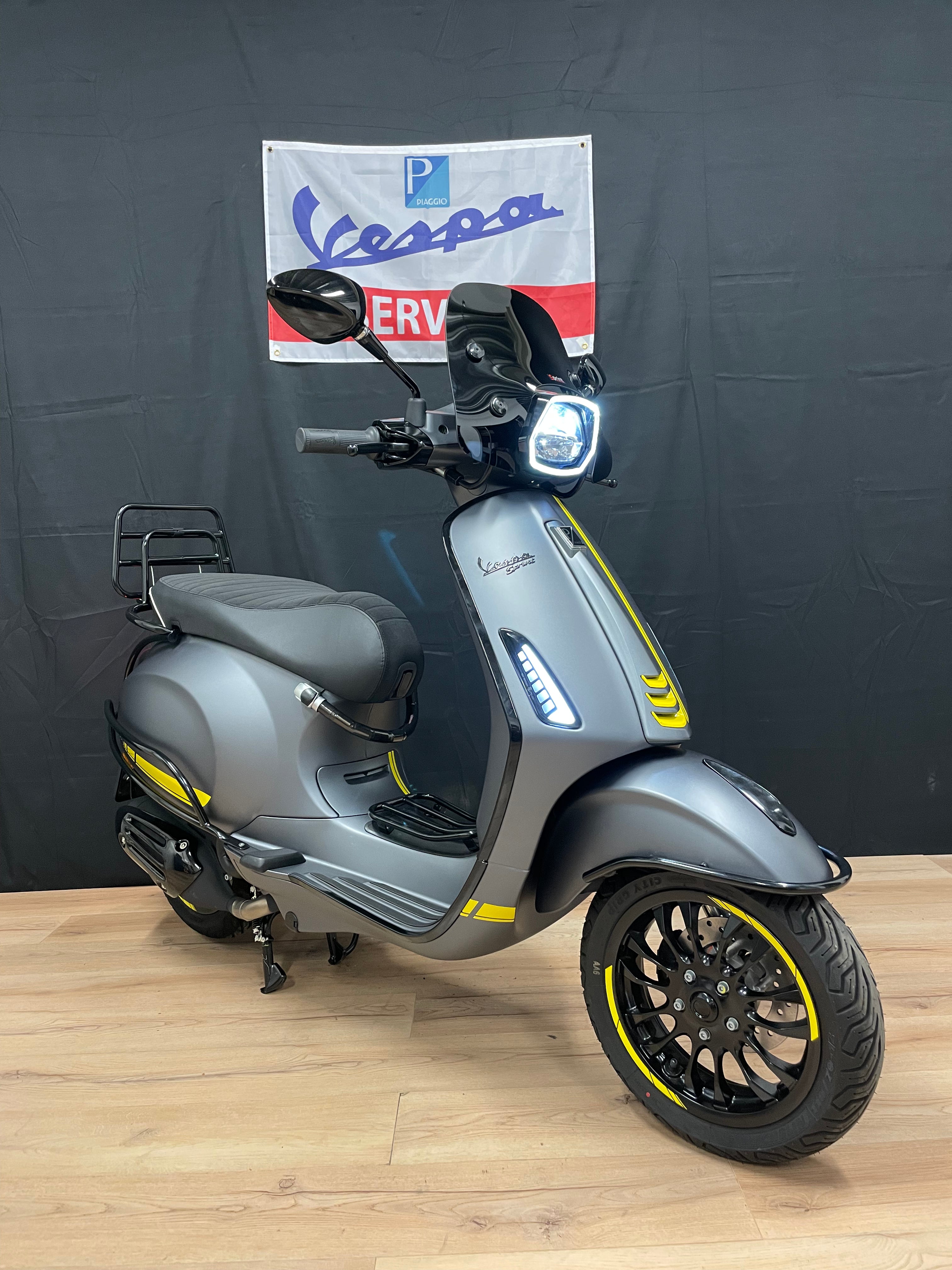 Vespa sprint | 2024 | 0km | Custom | E5 | Full option