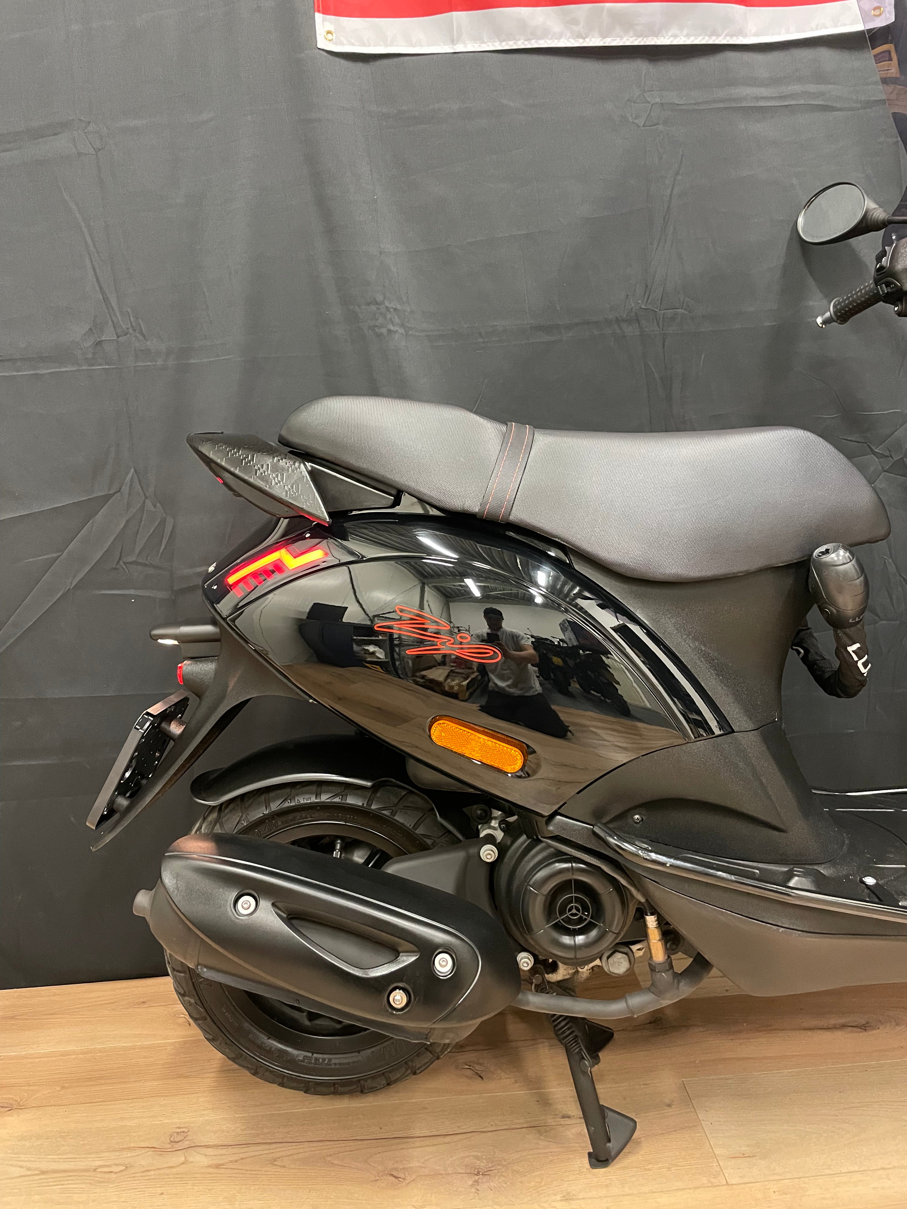 Piaggio zip S | 2021 | Garantie | 6000km | Full option