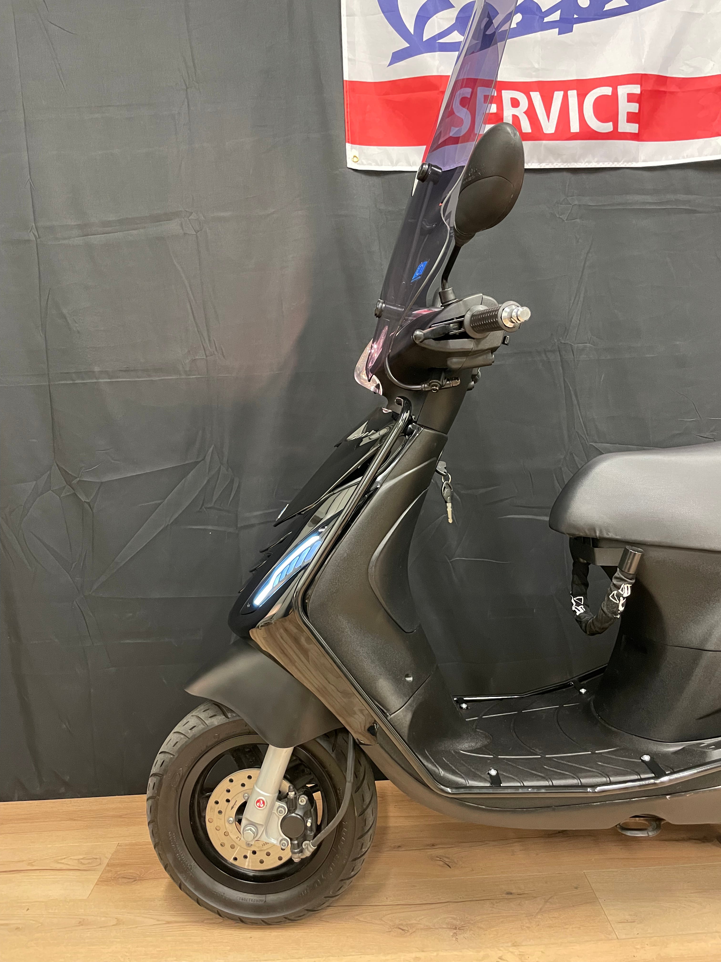 Piaggio zip S | 2021 | Garantie | 6000km | Full option