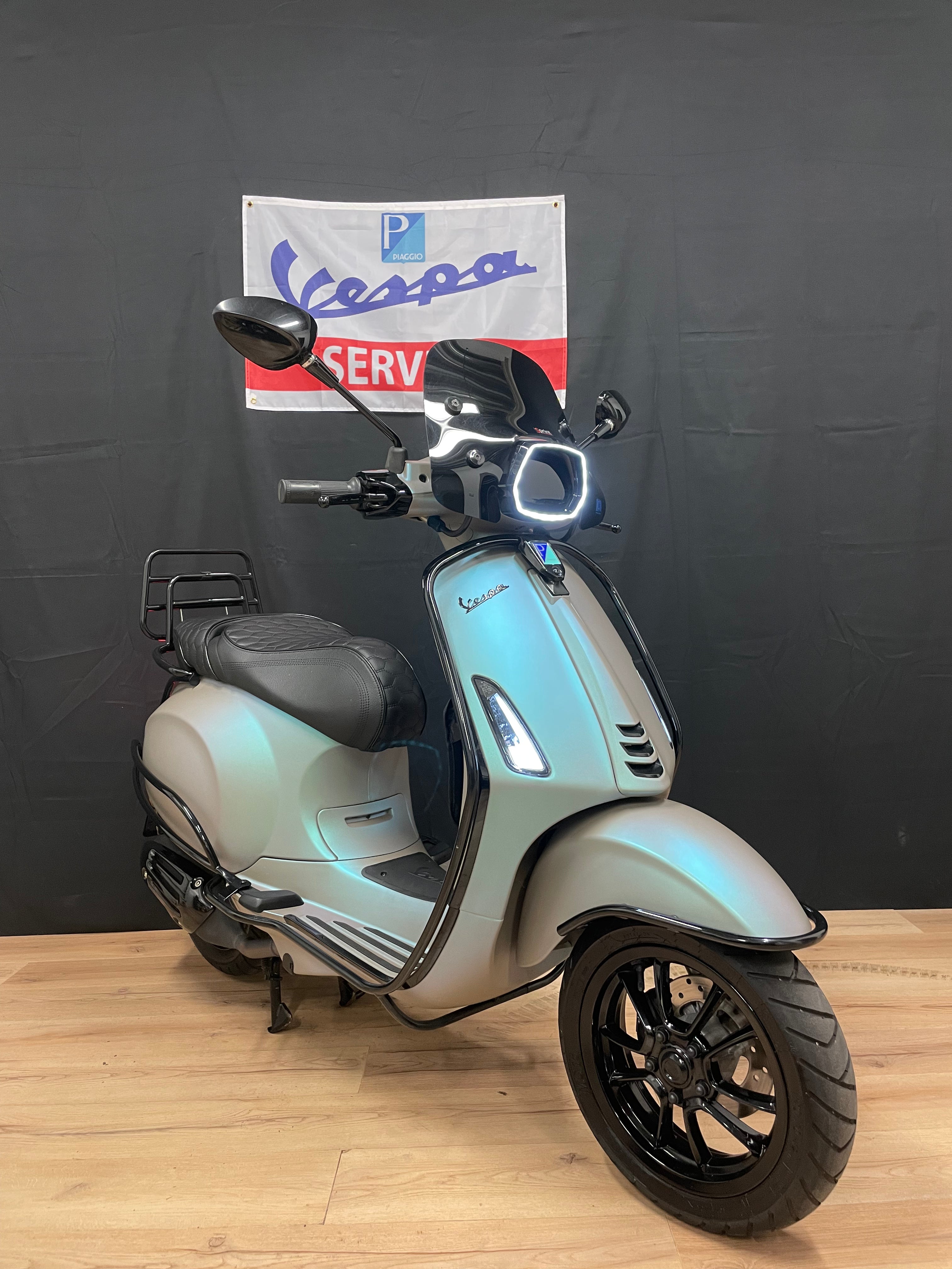 Vespa sprint | Custom | Full option | Nieuwstaat | IGET E5