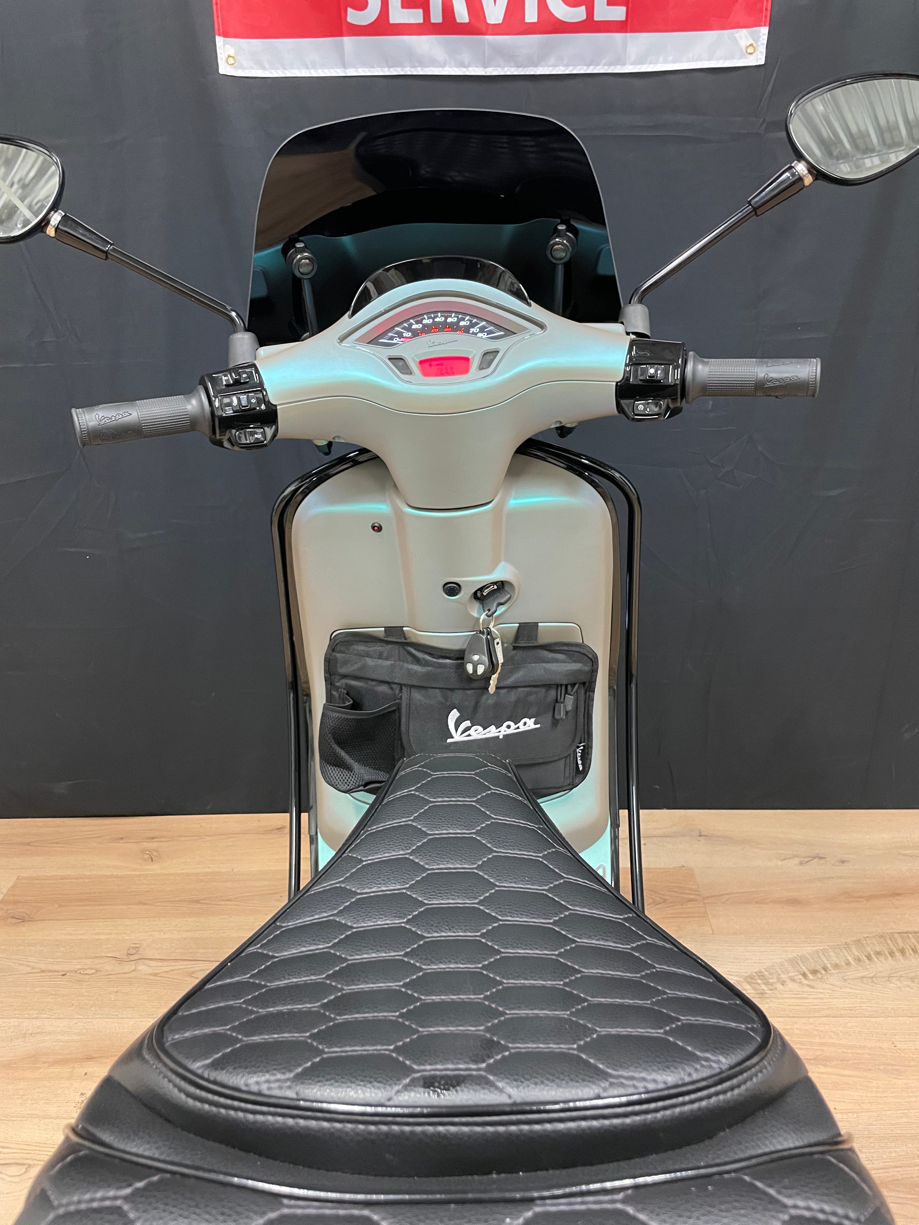 Vespa sprint | Custom | Full option | Nieuwstaat | IGET E5