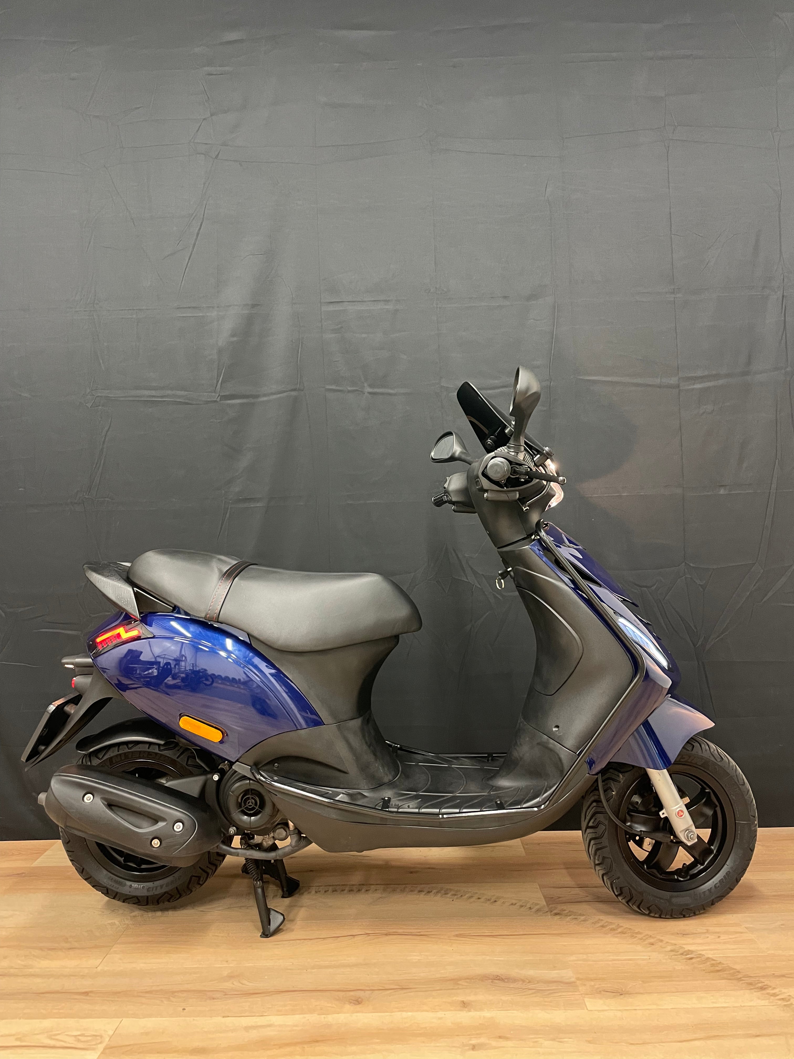 Piaggio Zip 50 S - Full option - Brom - Garantie - Custom